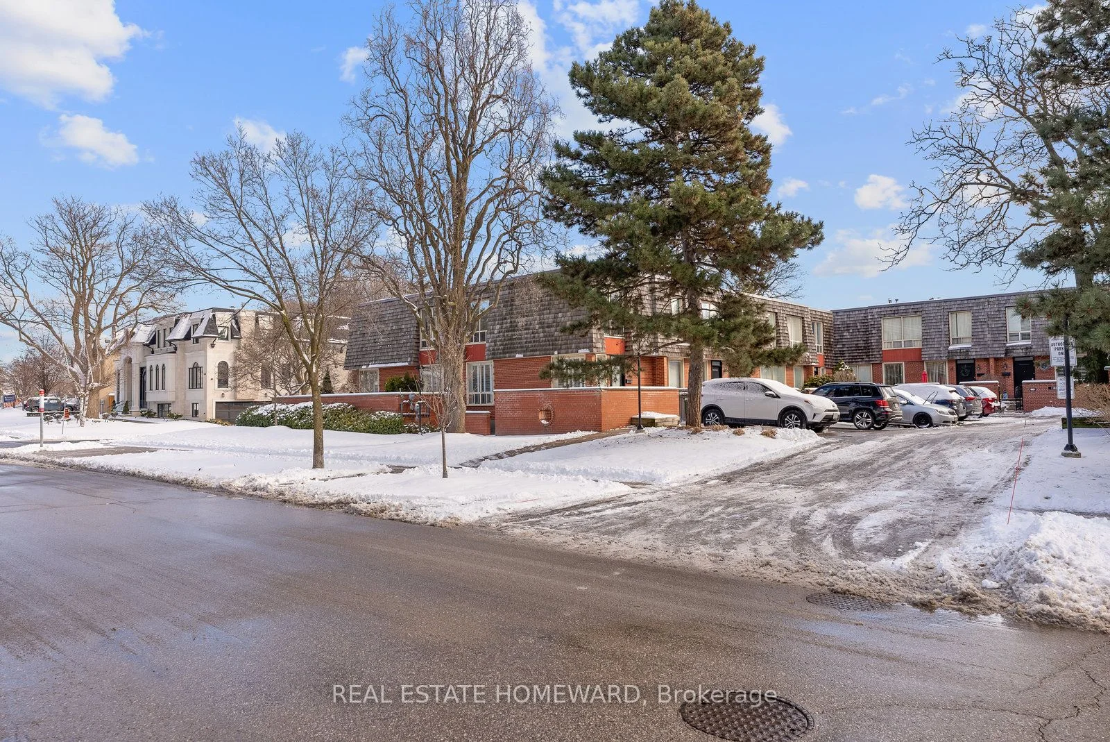 Condo Townhouse in Toronto