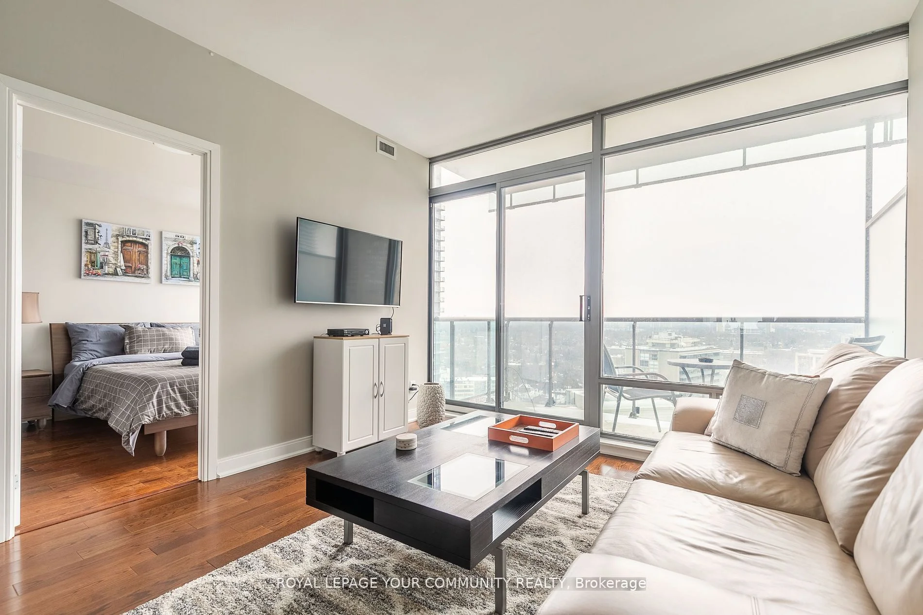 18 Yorkville Avenue 1801, Toronto C02, ON M4W 3Y8