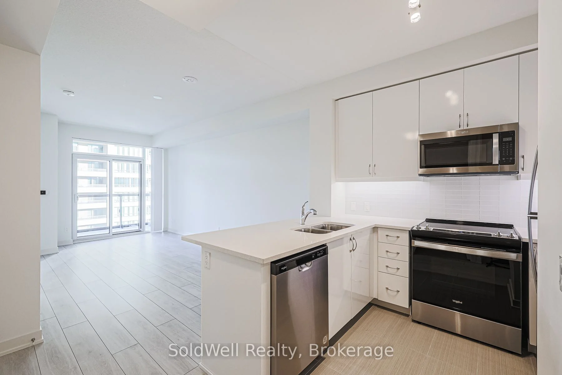 4955 Yonge Street 2003, Toronto C14, On M2n 0l8