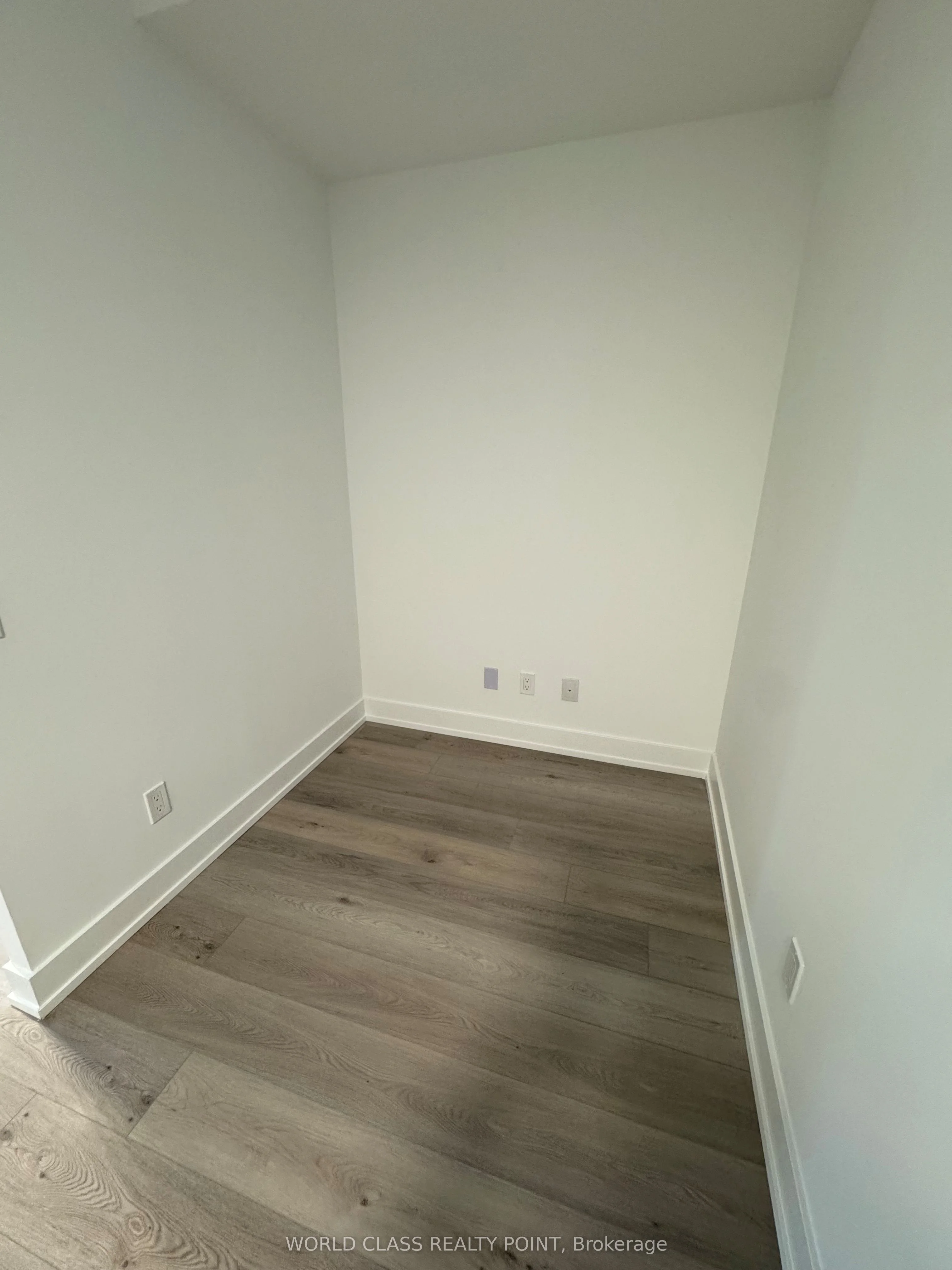 308 Jarvis Street 1808, Toronto C08, ON M5A 2P2