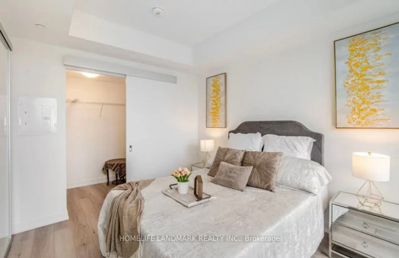 158 Front Street E 1217, Toronto C08, ON M5A 0K9