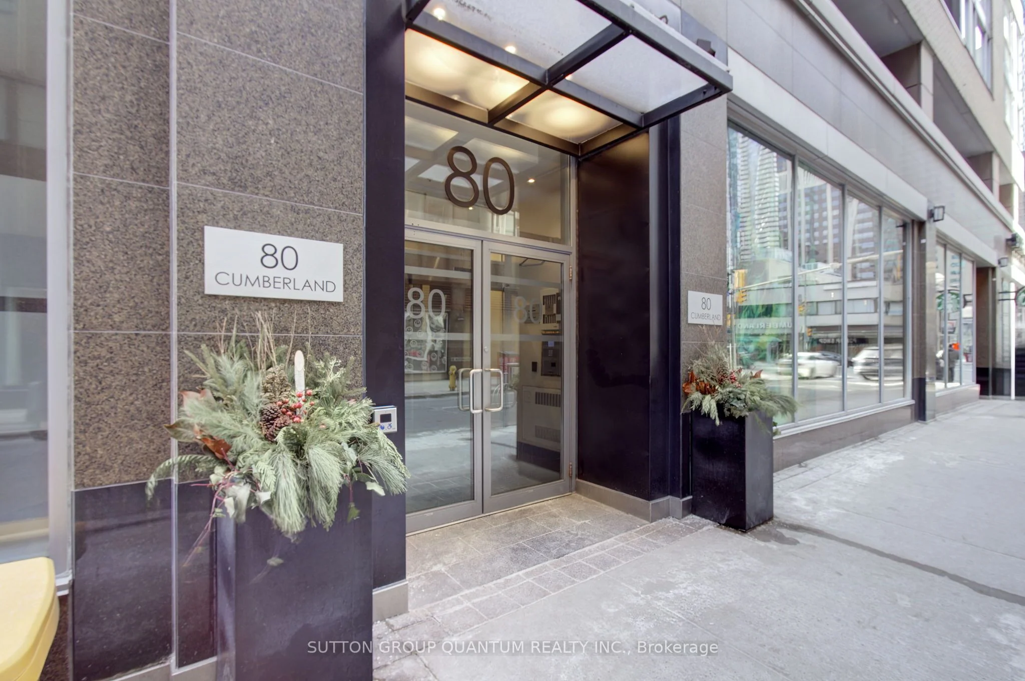 80 Cumberland Street Ph 2, Toronto C02, On M5r 3v1
