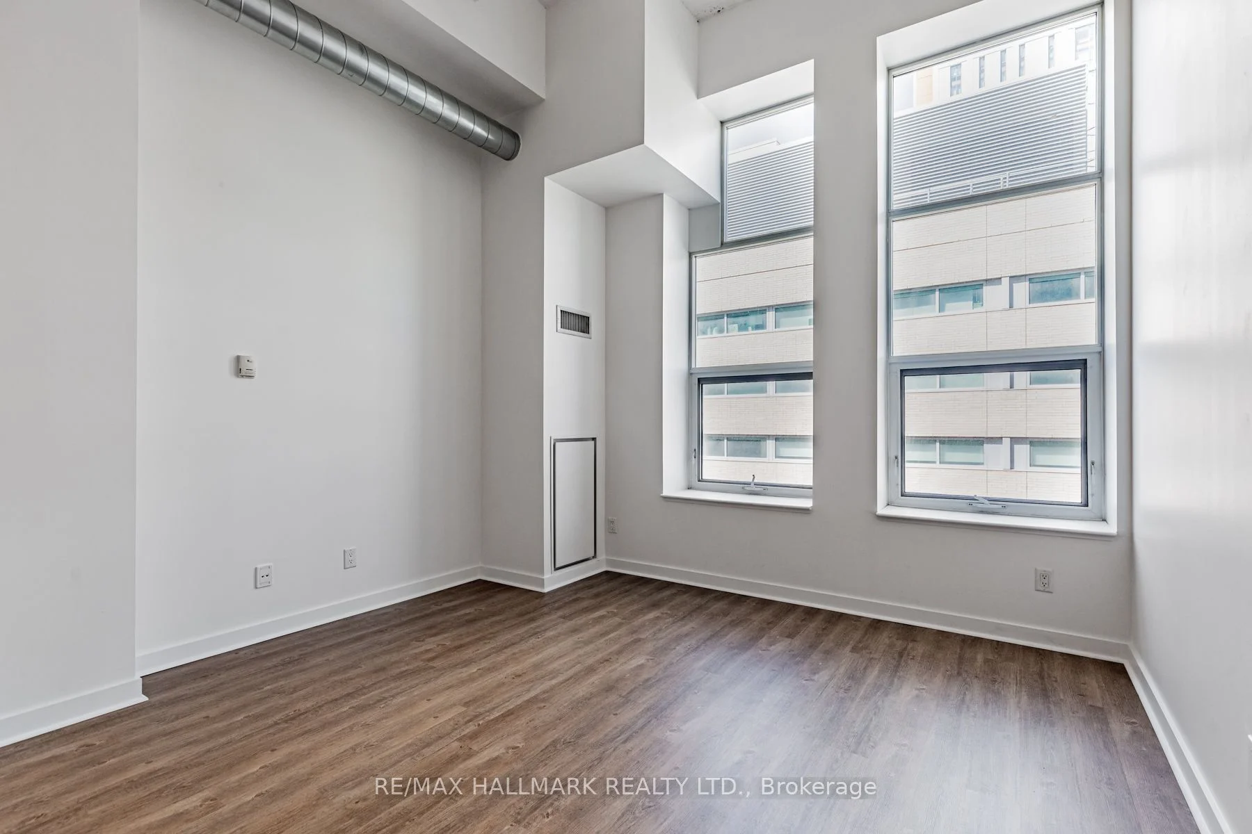 135 Dalhousie Street 307, Toronto C08, ON M5B 2S1