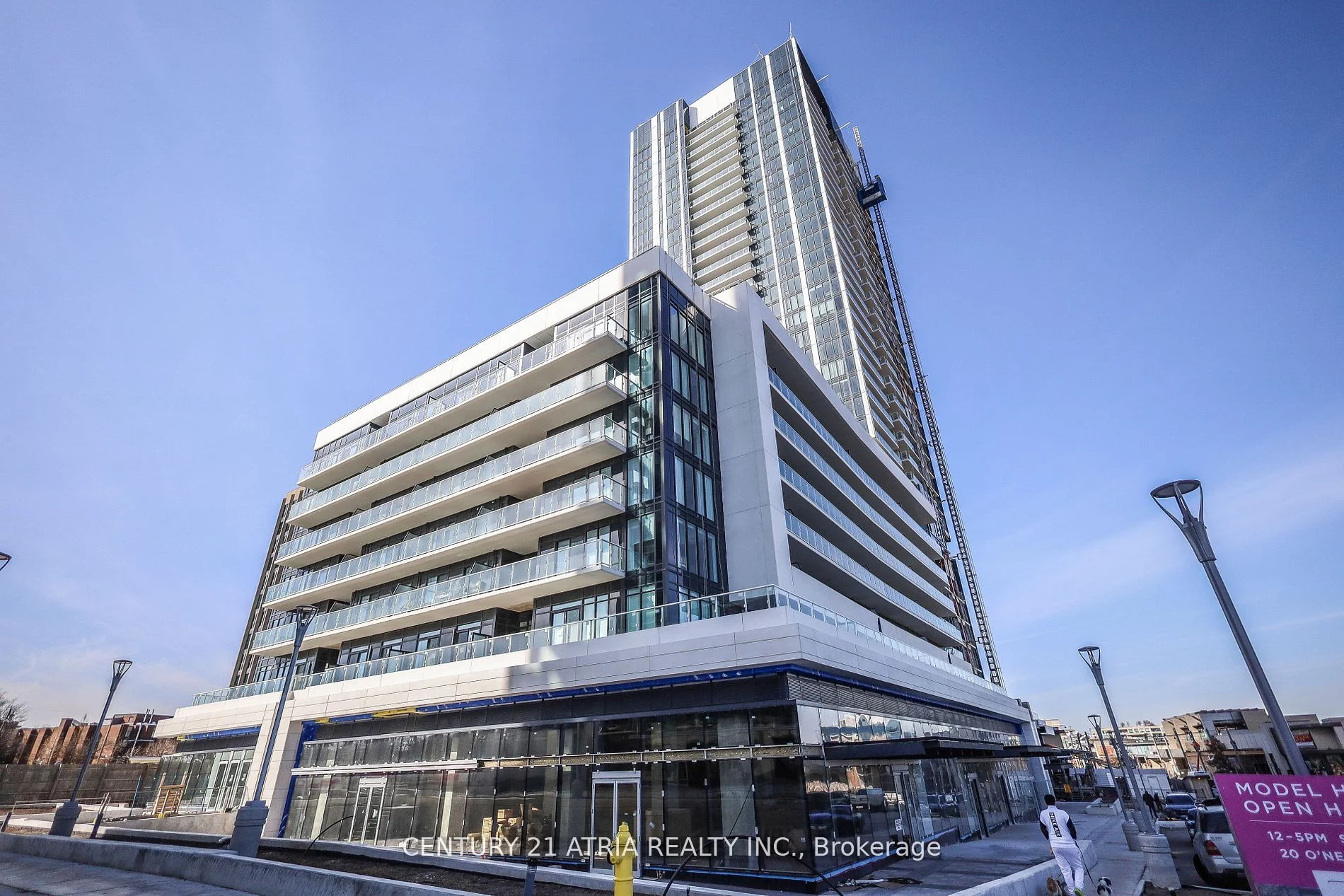 50 O'neill Road 2308, Toronto C13, On M3c 0r1