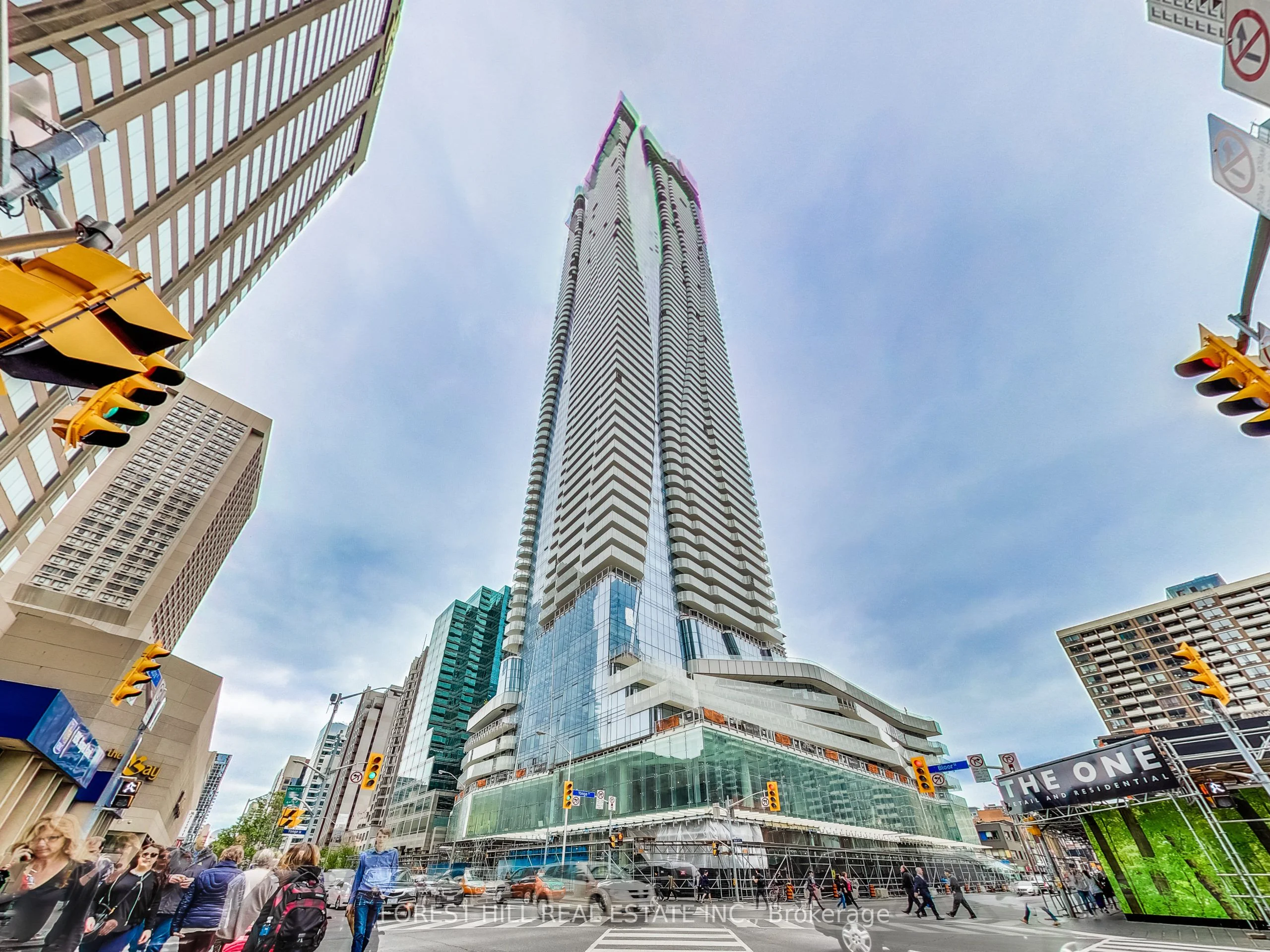 1 Bloor Street E 2412, Toronto C08, On M4w 1a9
