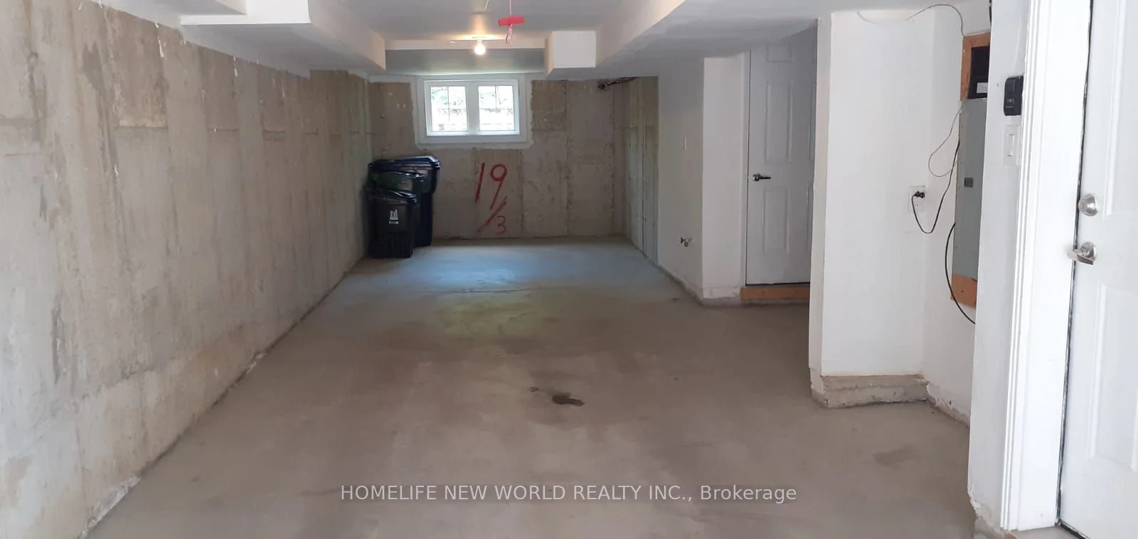 19 Slingsby Lane, Toronto C14, ON M2N 0H7