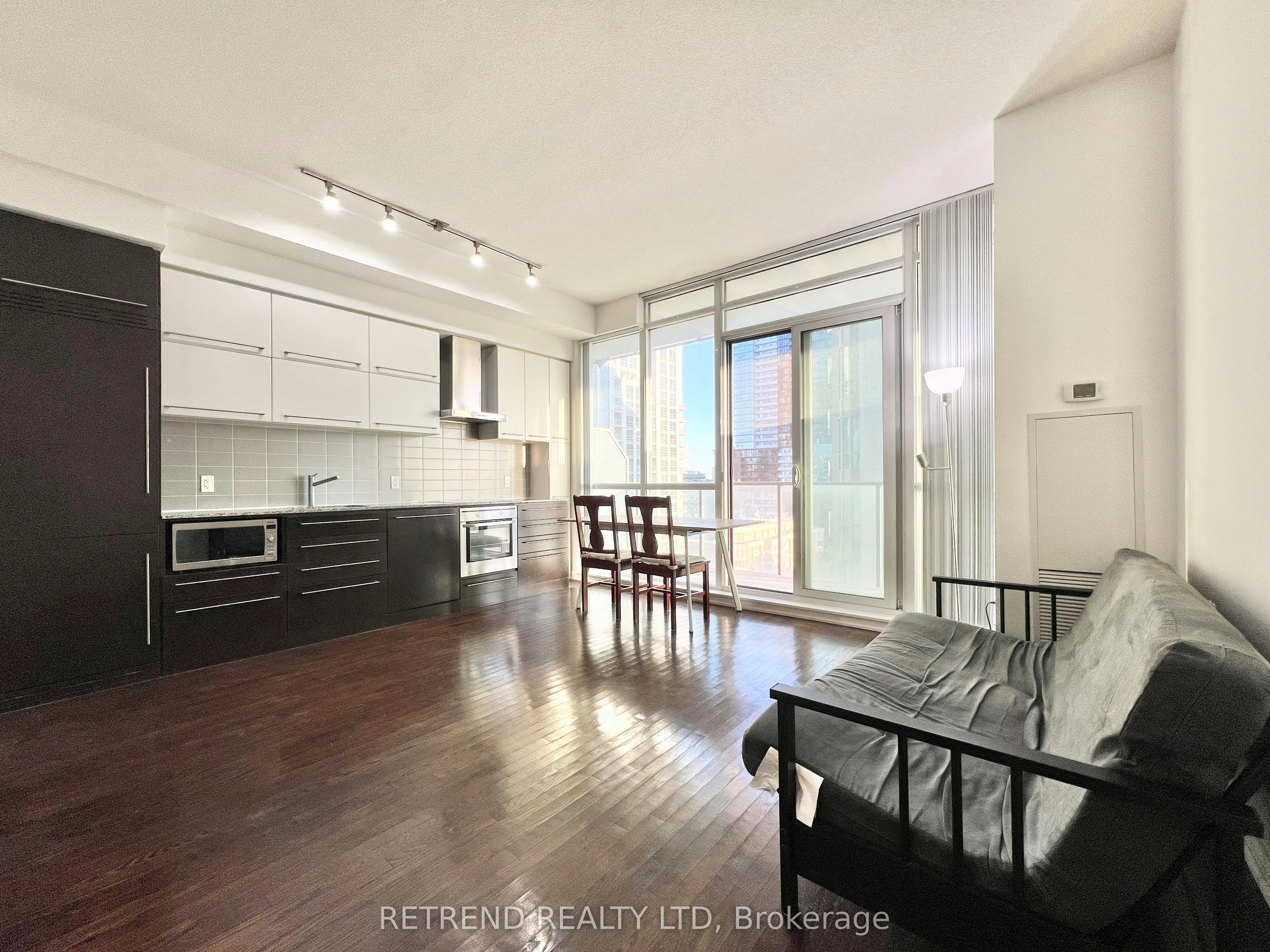 770 Bay Street 2308, Toronto C01, On M5g 0a6