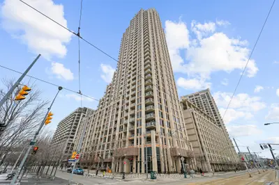 628 Fleet Street 1512, Toronto C01, On M5v 1a8