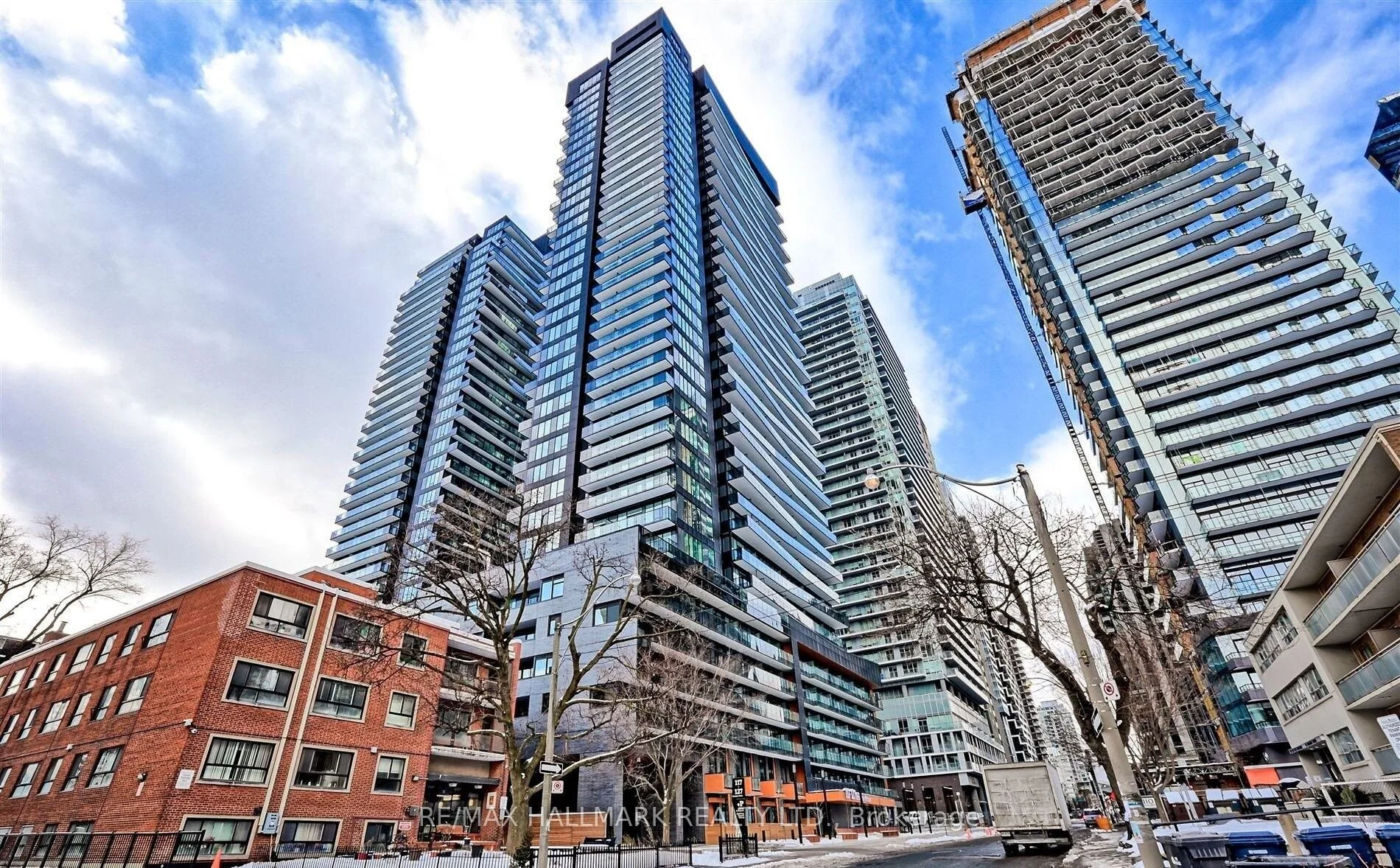 127 Broadway Avenue 1810, Toronto C10, On M4p 1v4