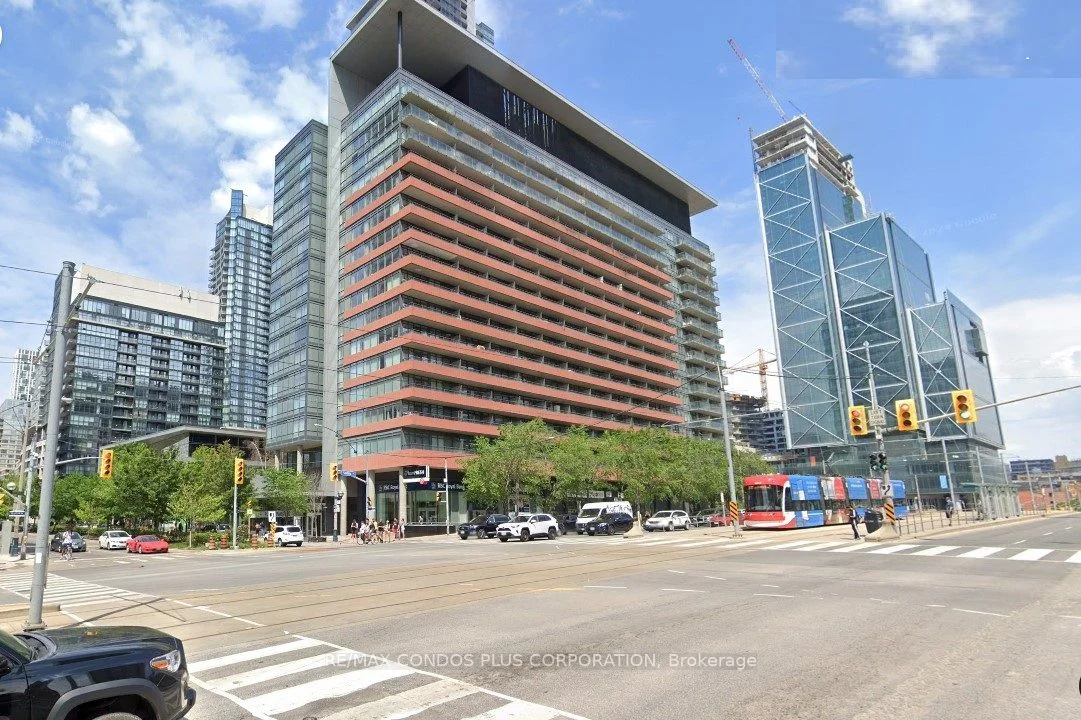Condo Apartment in Toronto