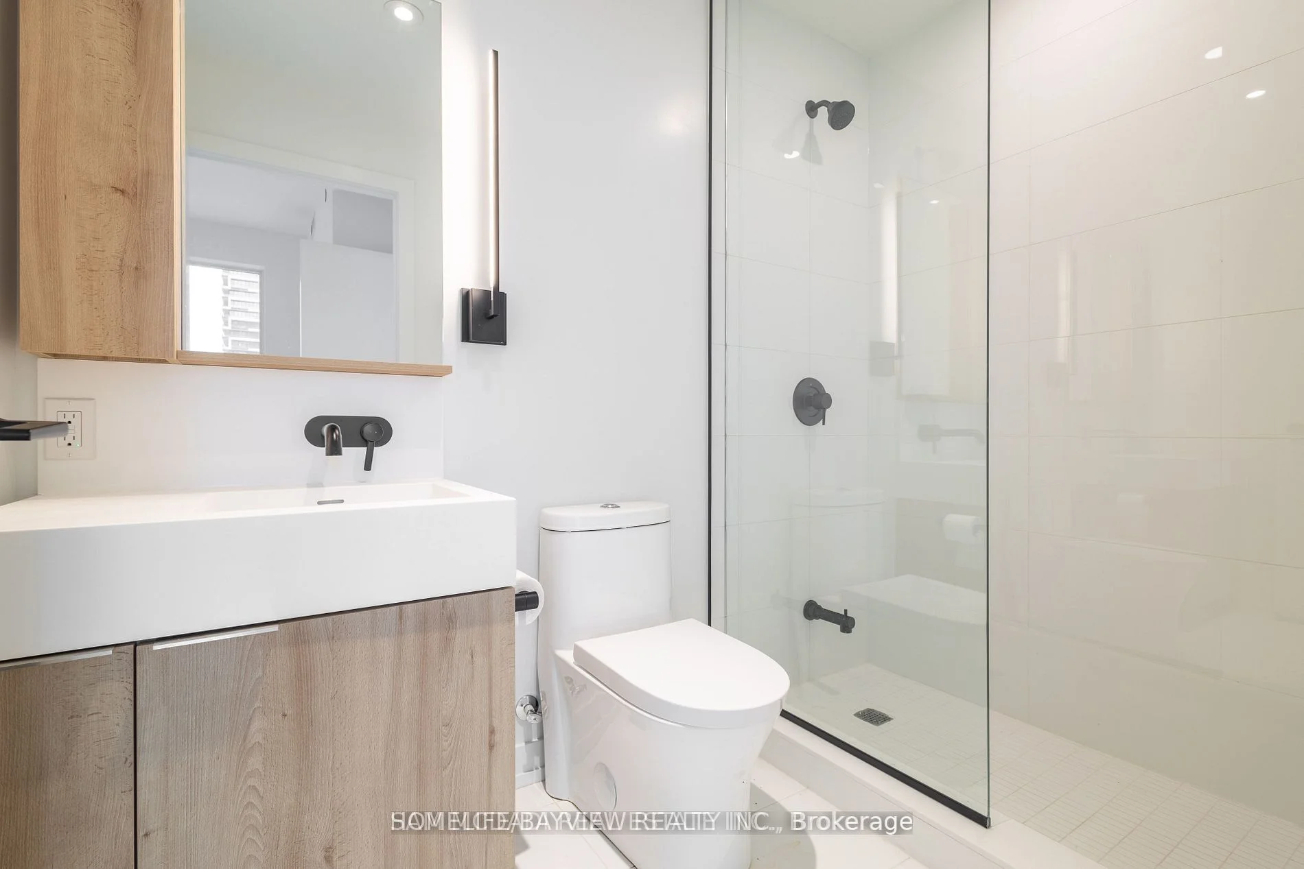 127 Broadway Avenue 3002S, Toronto C10, ON M4P 1V4