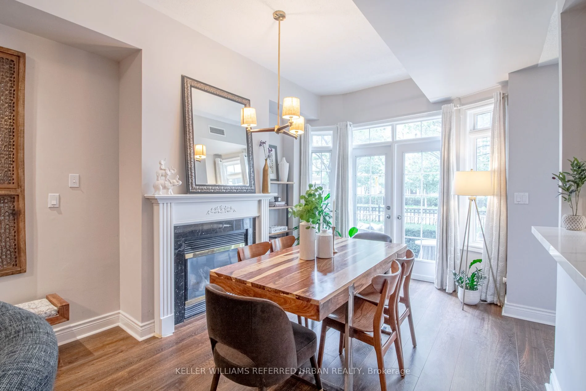 Condo Townhouse in Toronto