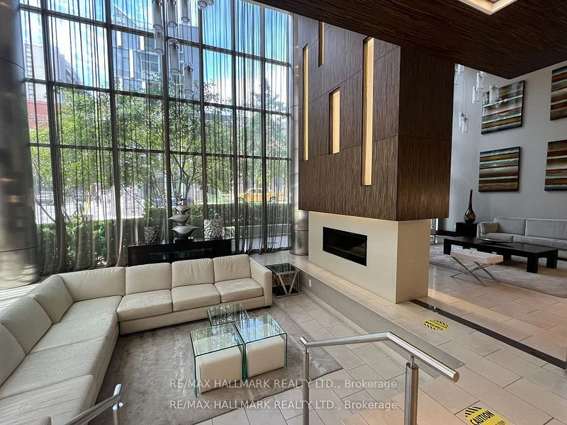 320 Richmond Street E 1207, Toronto C08, On M5a 1p9