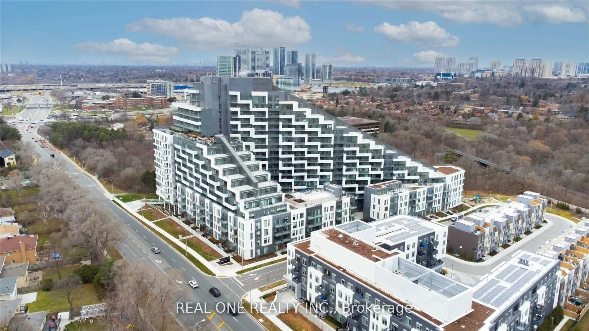 Condo Apartment in Toronto