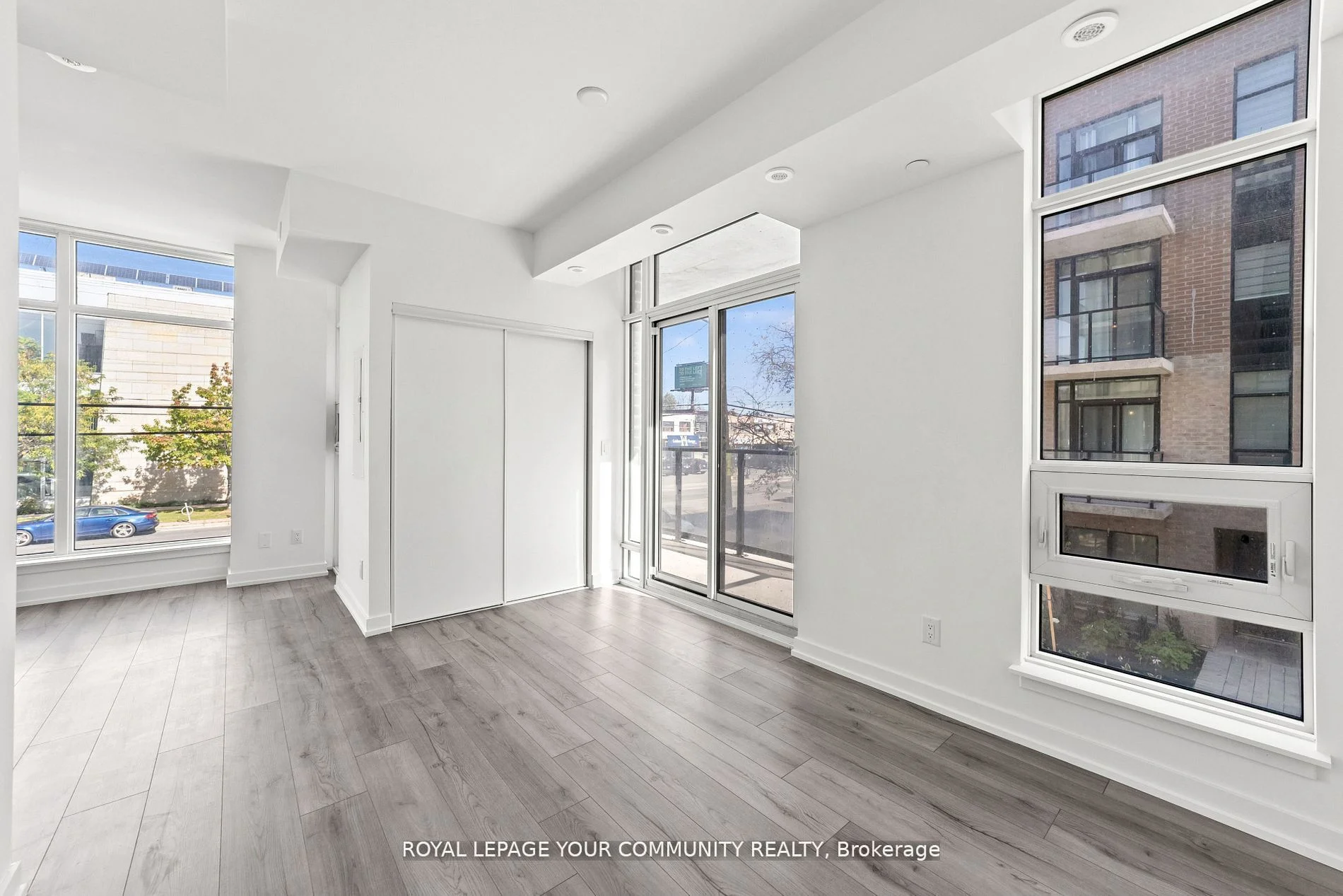 11-851 Sheppard Avenue W 2nd, Toronto C06, ON M3H 0G2