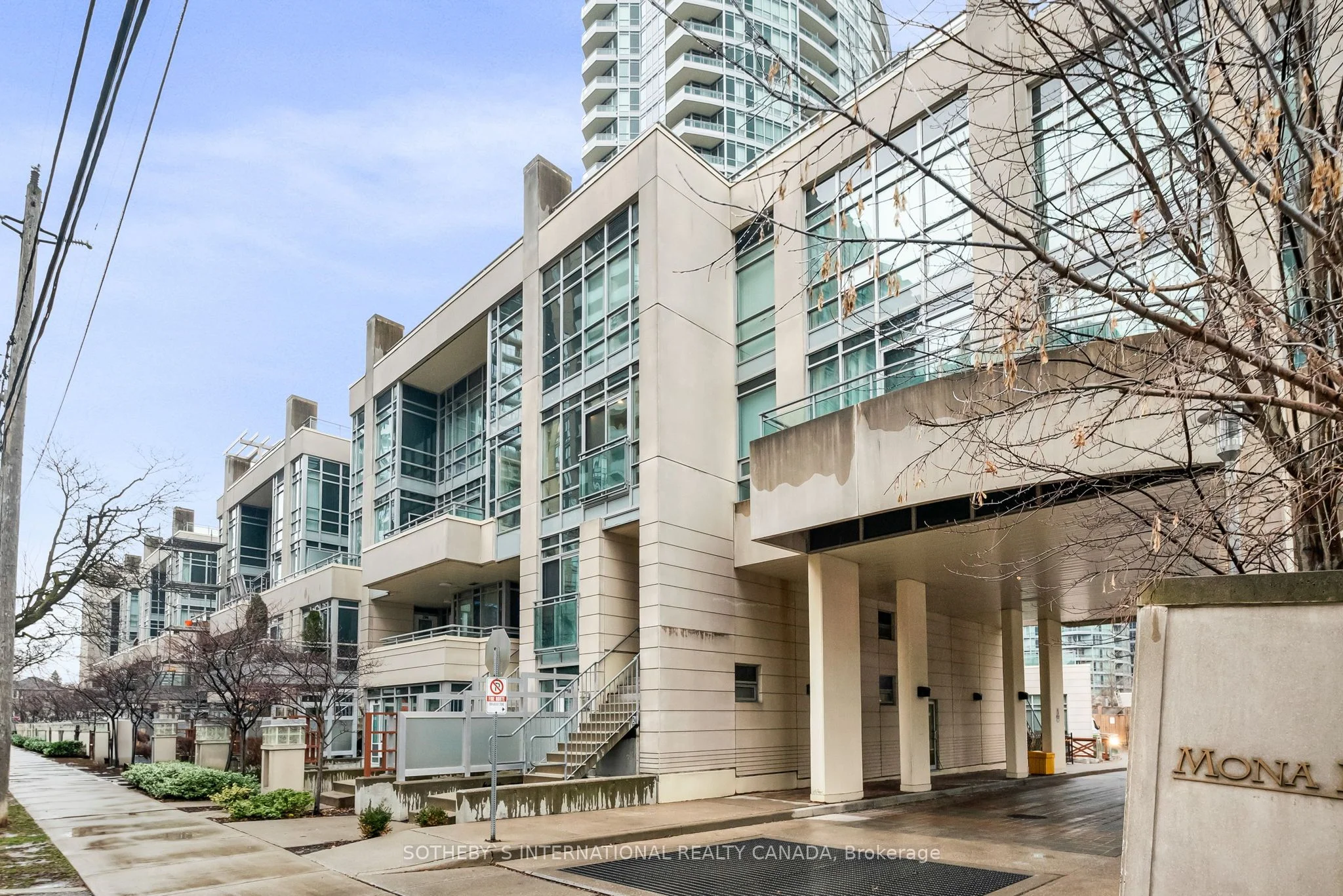 Condo Apartment in Toronto