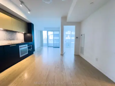 85 Wood Street 2802, Toronto C08, On M4y 0e8