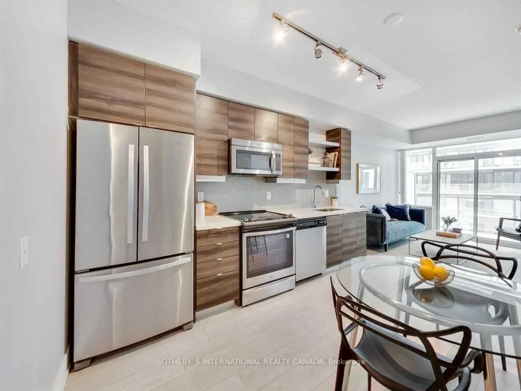 525 Adelaide Street W 934, Toronto C01, On M5v 1t6