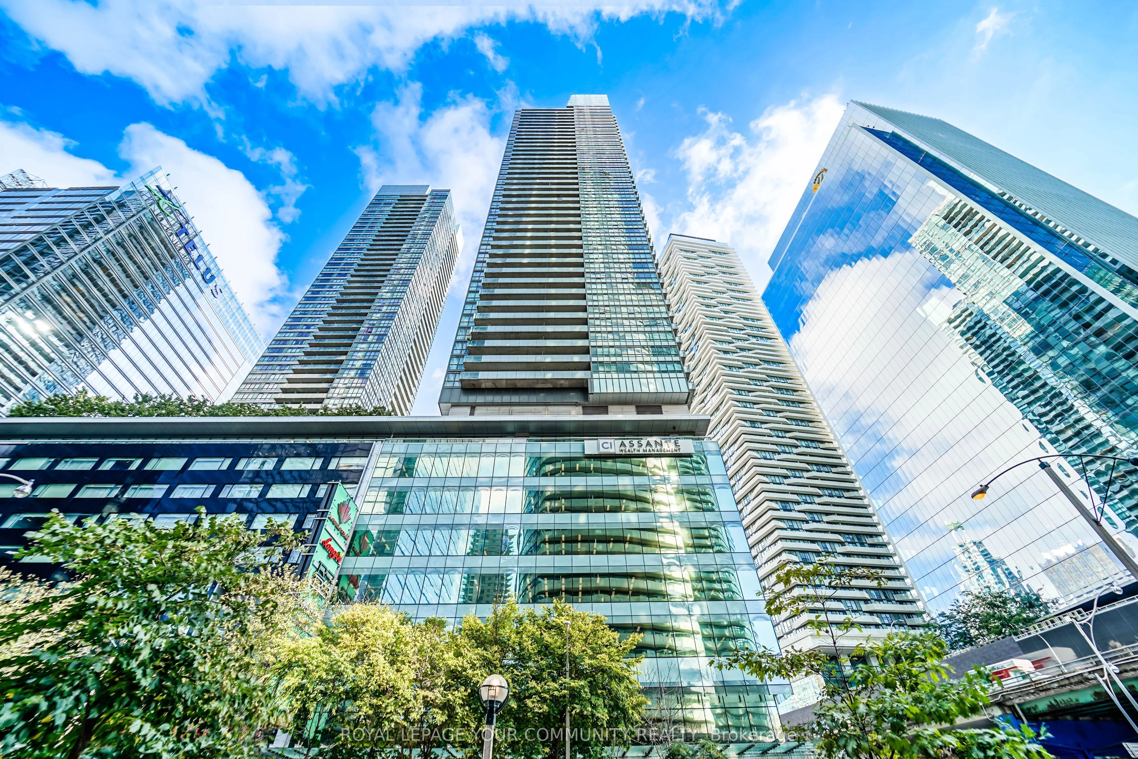 Condo Apartment in Toronto