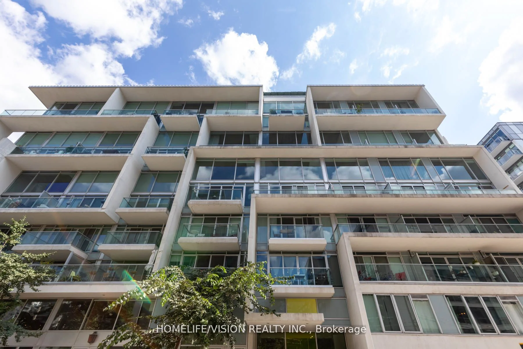 Condo Apartment in Toronto