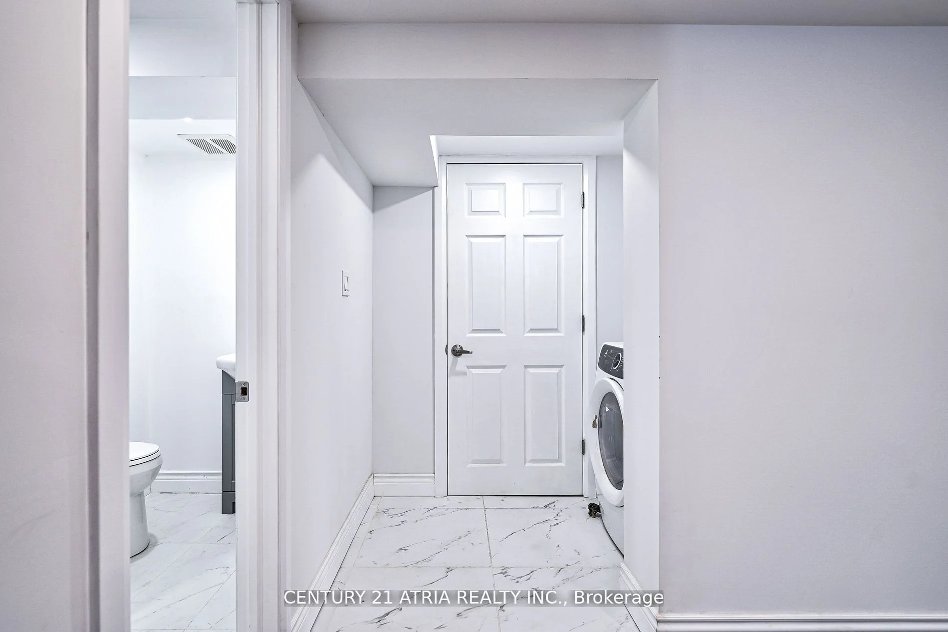 306 Horsham Avenue, Toronto C07, ON M2R 1G6