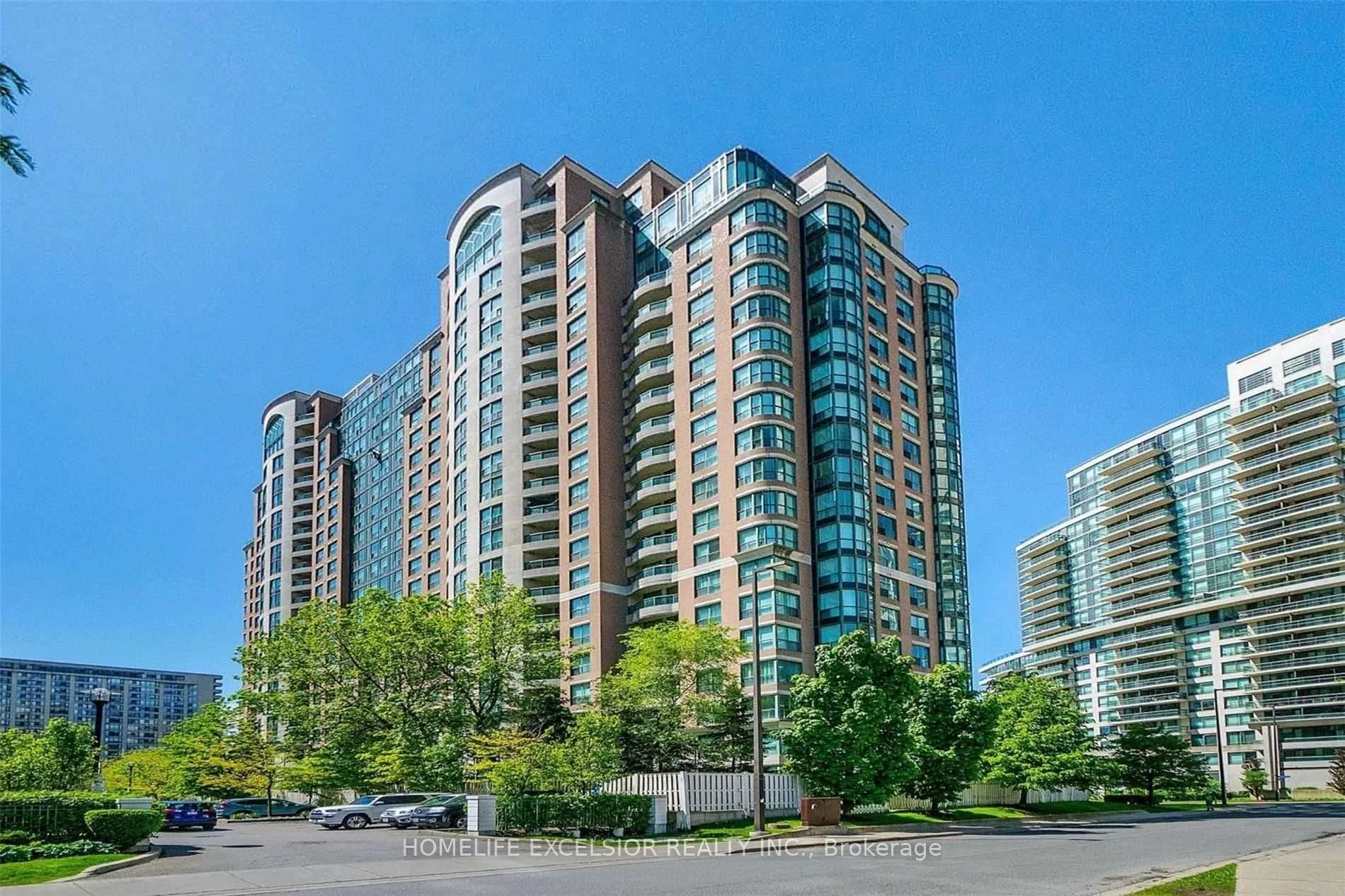 23 Lorraine Drive 512, Toronto C07, On M2n 6z6