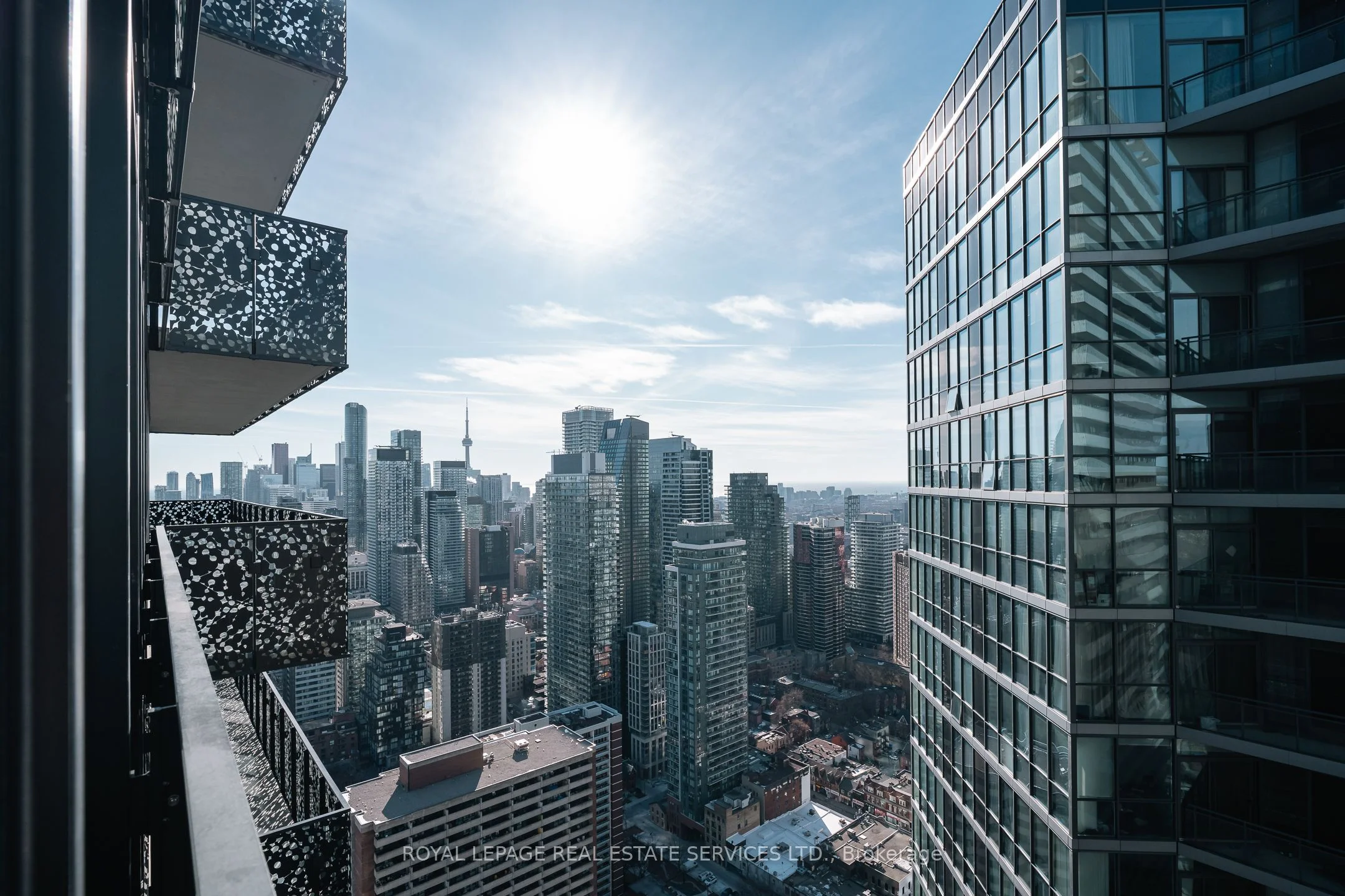 55 Charles Street E 4306, Toronto C08, ON M4Y 0J1
