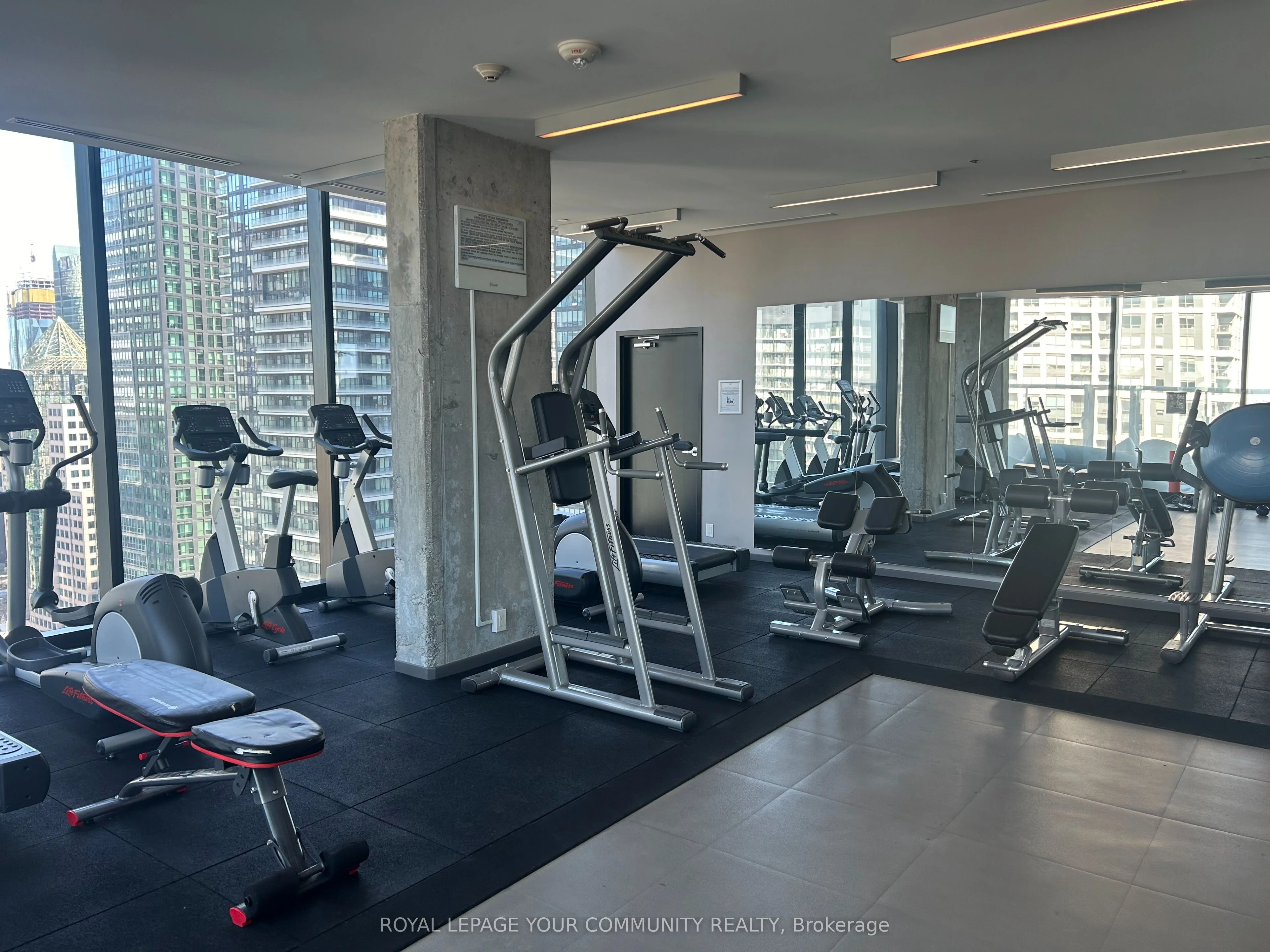 11 Charlotte Street 1106, Toronto C01, ON M5V 2H5