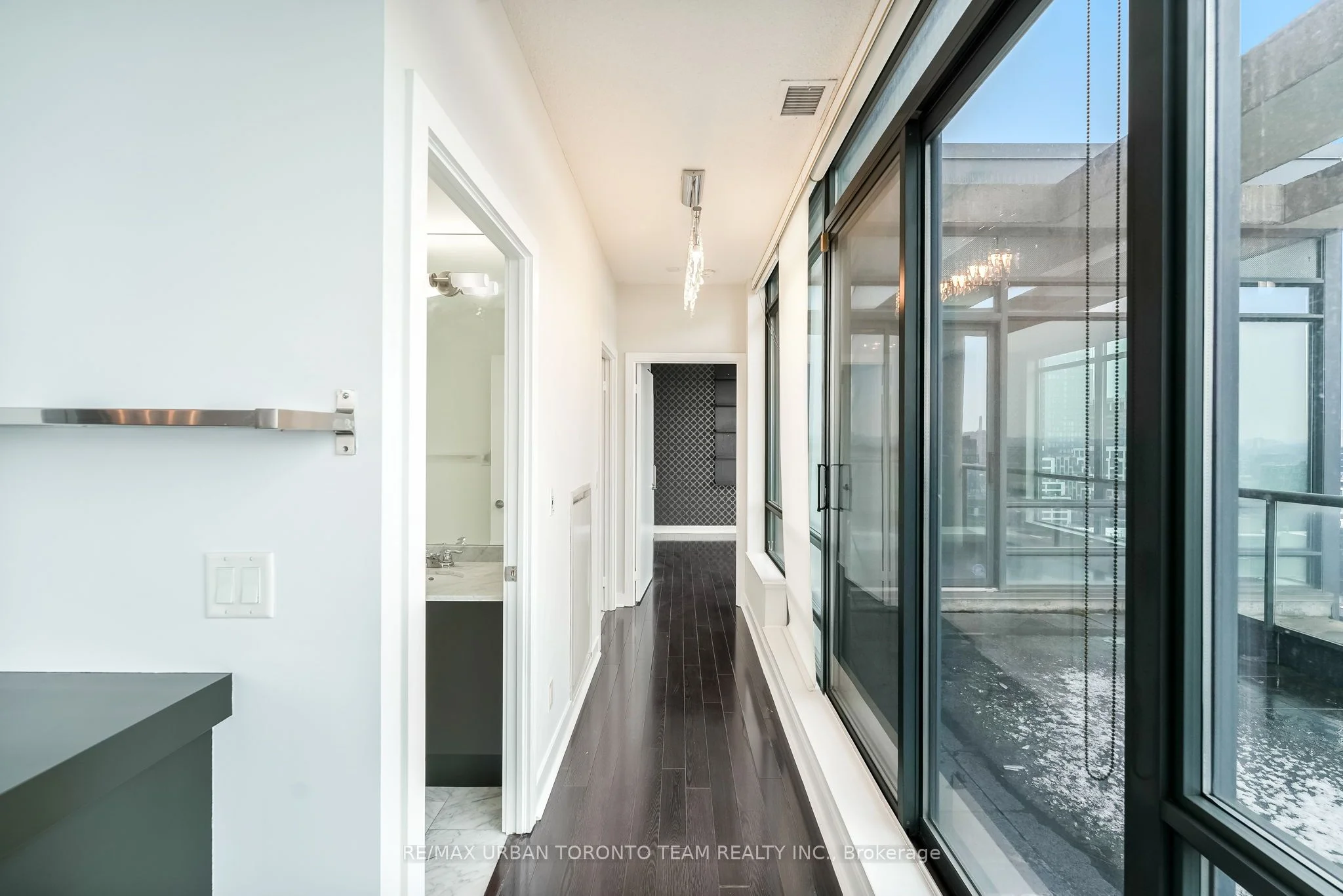 438 King Street W Ph03, Toronto C01, ON M5V 3T9
