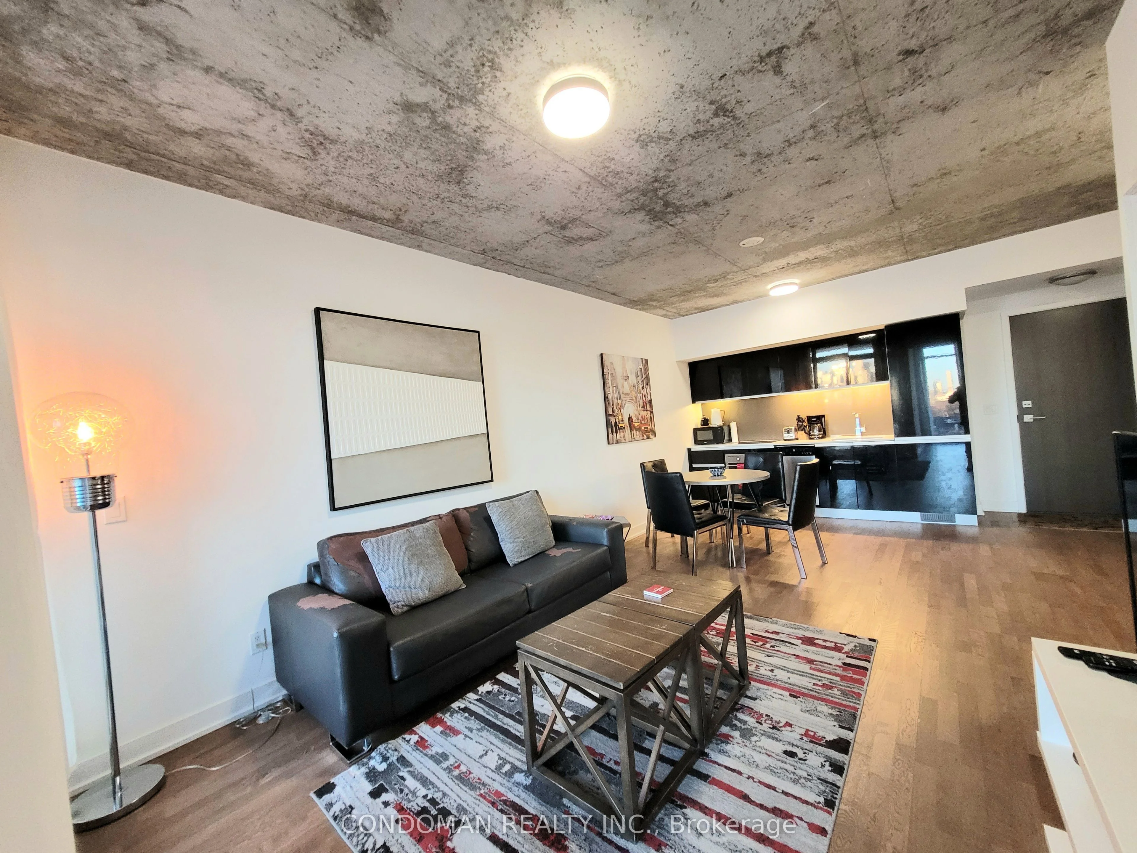 20 Gladstone Avenue 607, Toronto C01, ON M6J 1J6