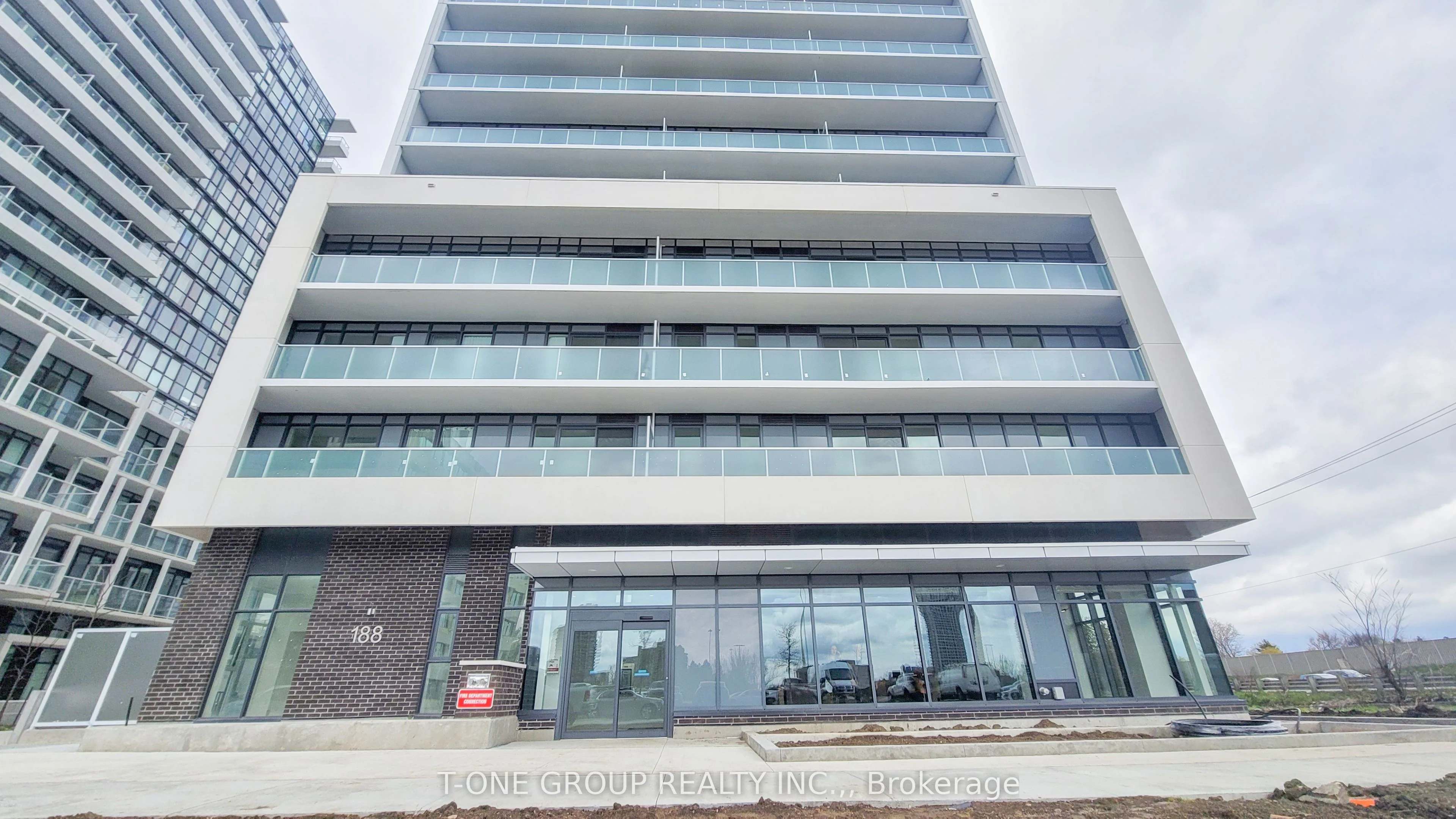 Condo Apartment in Toronto