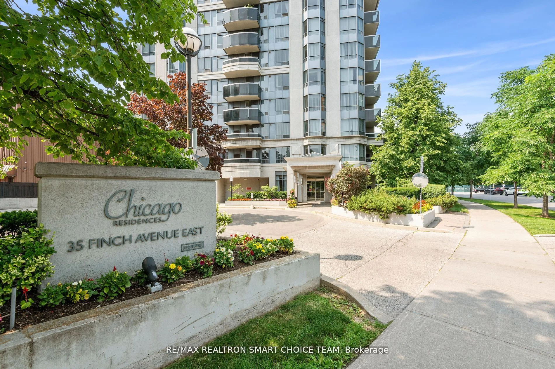 Condo Apartment in Toronto