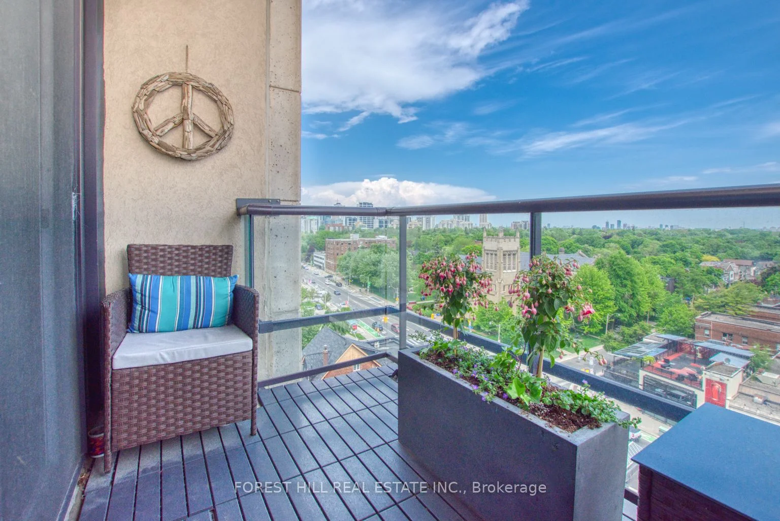 10 Delisle Avenue 915, Toronto C02, ON M4V 3C6