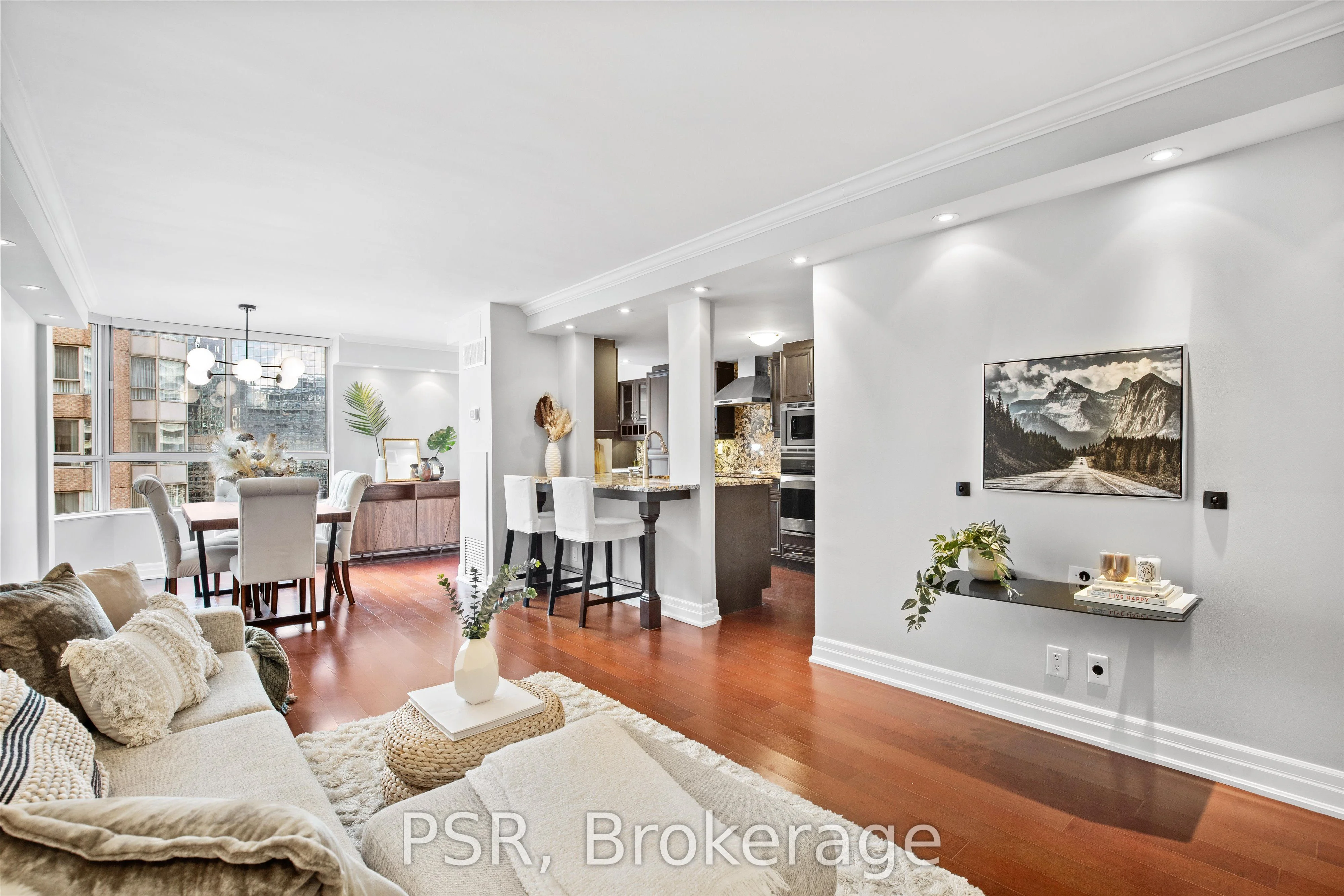 Condo Apartment in Toronto
