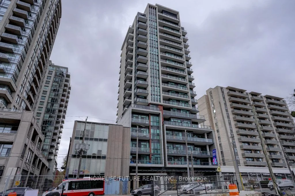 1486 Bathurst Street 503, Toronto C03, On M5p 3g9