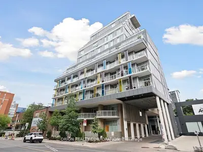 Condo Apartment in Toronto