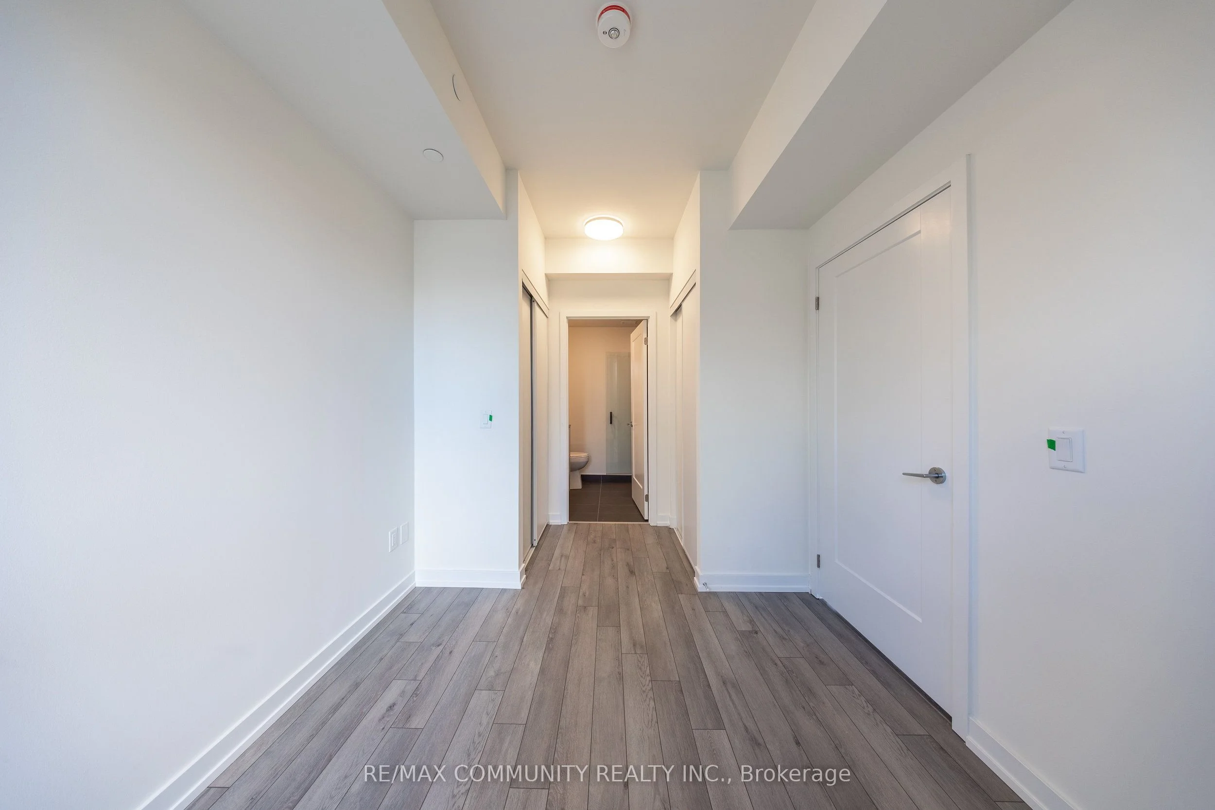 89 Chruch Street 707, Toronto C08, ON M5C 0B7