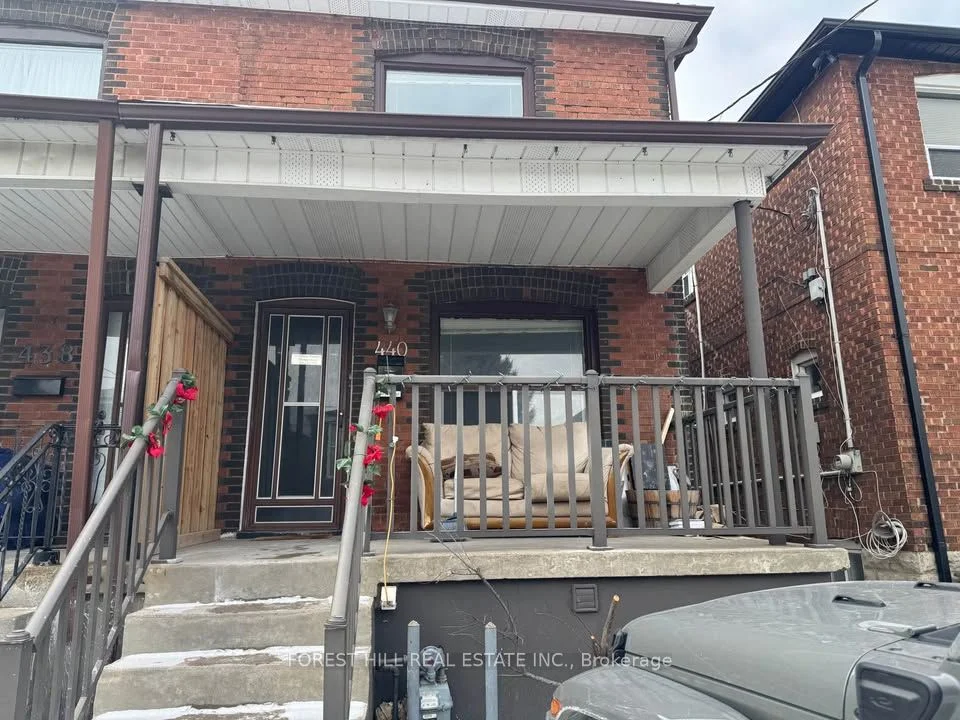 440 Lauder Avenue 1, Toronto C03, On M6e 3j2