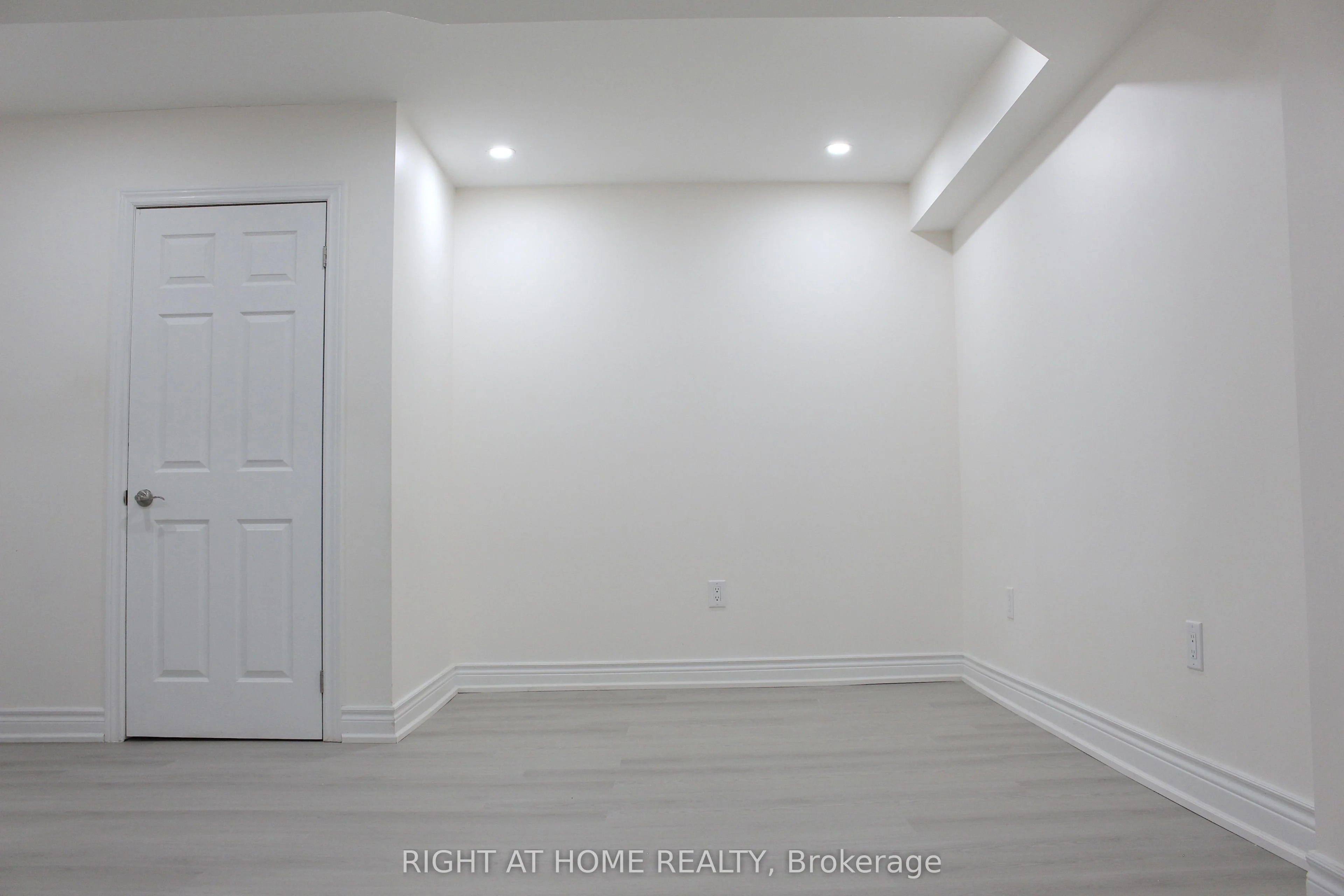 32 Clydesdale Drive Basement, Toronto C15, ON M2J 3N2