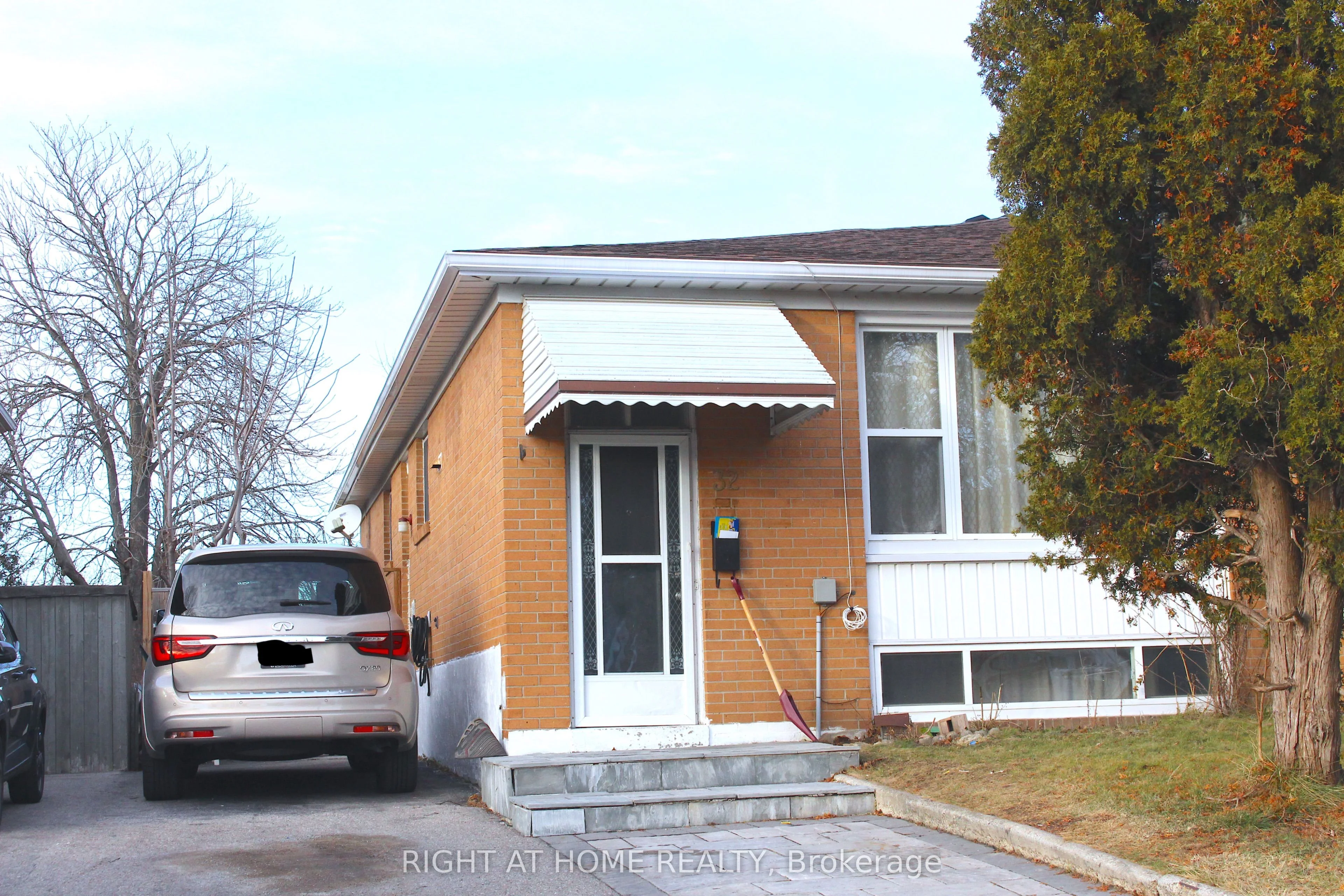 Semi-Detached in Toronto