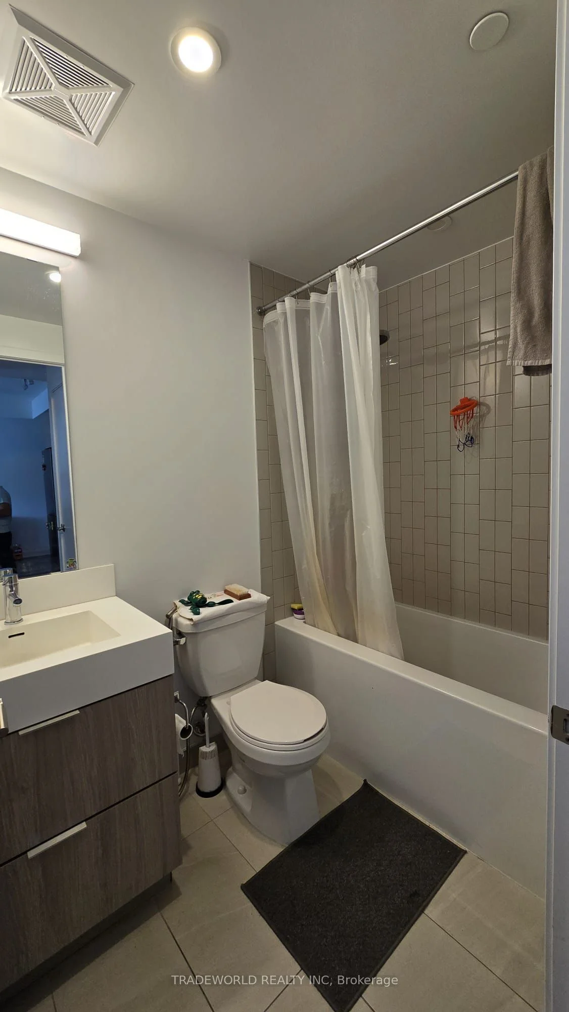 130 River Street 1607, Toronto C08, ON M5A 0R8