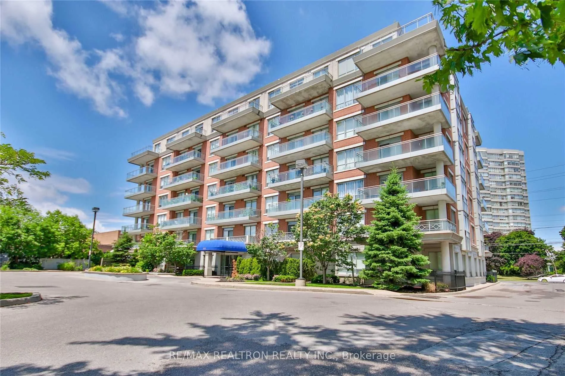 777 Steeles Avenue W Lph7, Toronto C07, On M2r 3y4