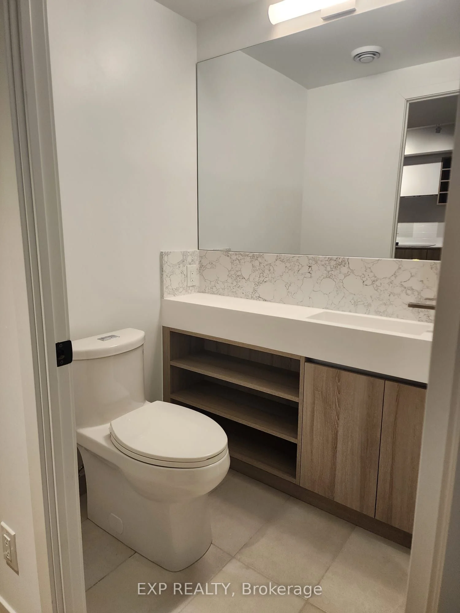 319 Jarvis Street 4801, Toronto C08, ON M5B 0C8