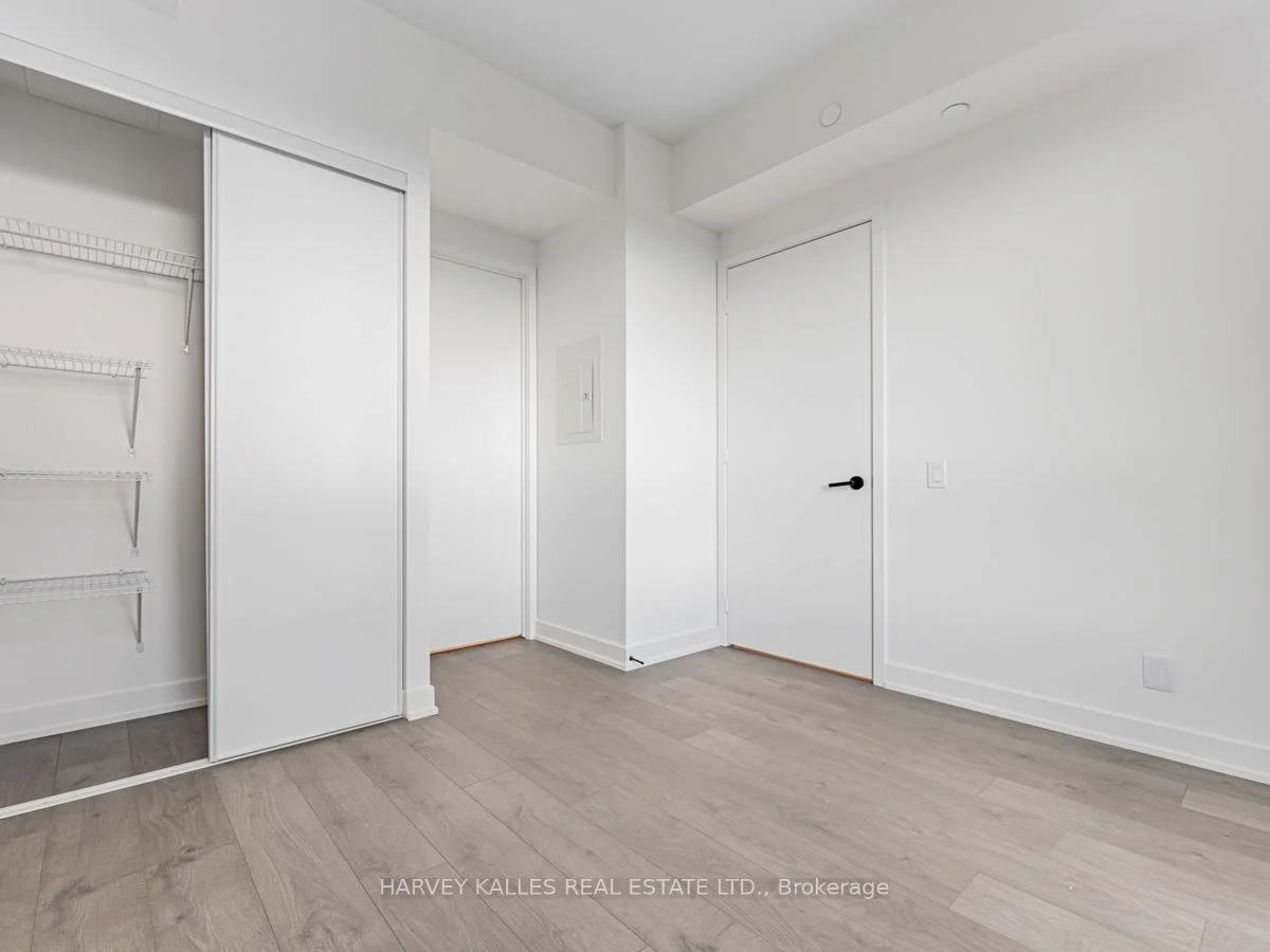 108 Peter Street 3211, Toronto C01, ON M5V 0W2