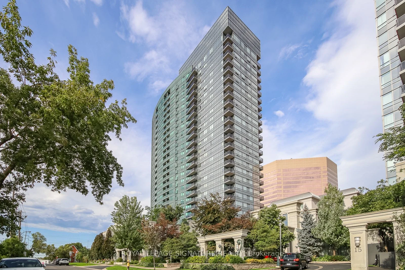 Condo Apartment in Toronto