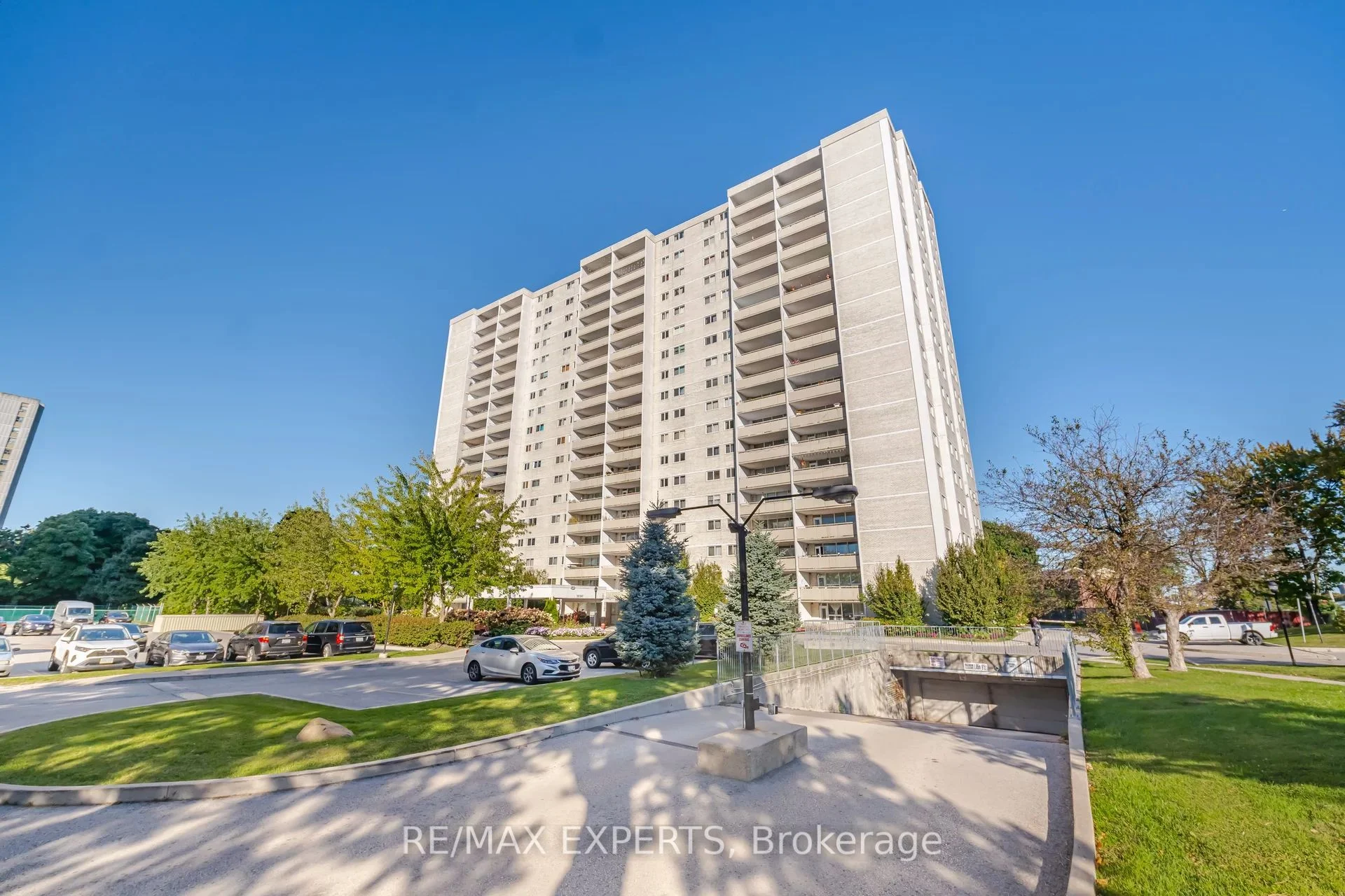 Condo Apartment in Toronto