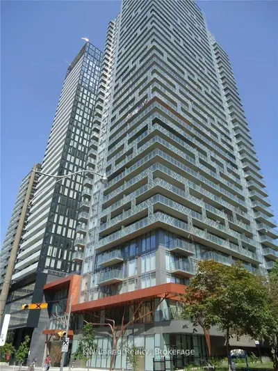 50 Wellesley Street E 906, Toronto C08, On M4y 1g2