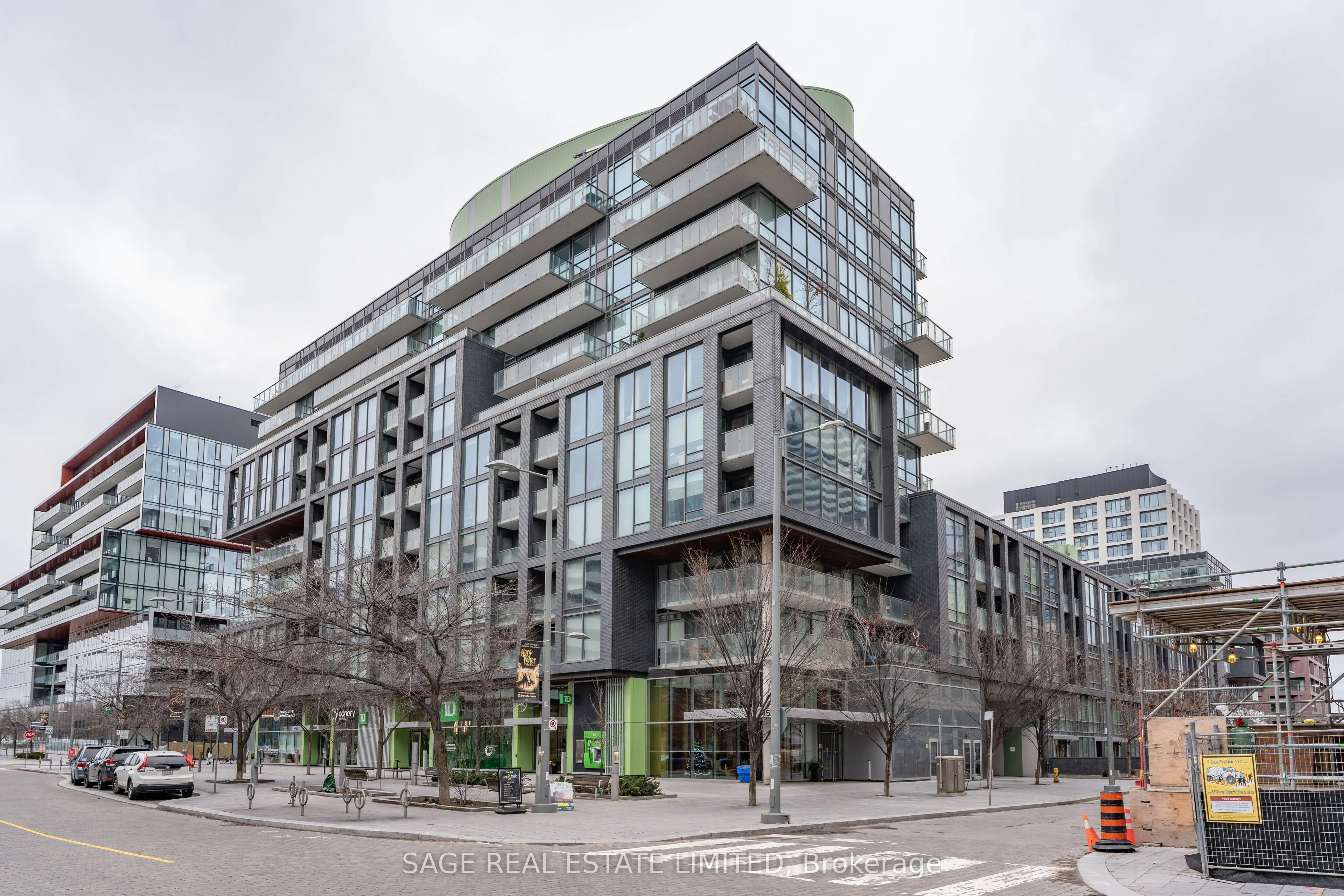 Condo Apartment in Toronto