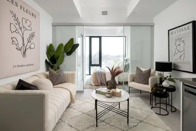 Condo Apartment in Toronto