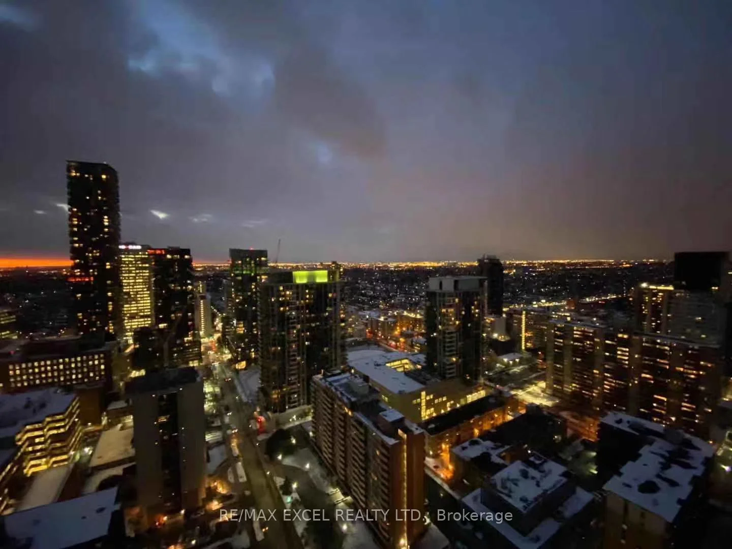 161 Roehampton Avenue 3702, Toronto C10, On M4p 0c8
